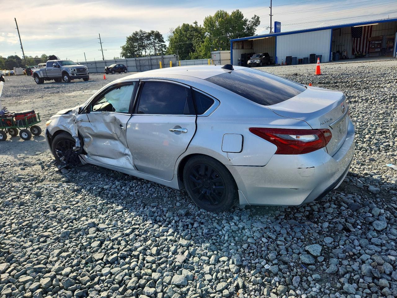 2018 Nissan Altima 2.5 S - Фото 2