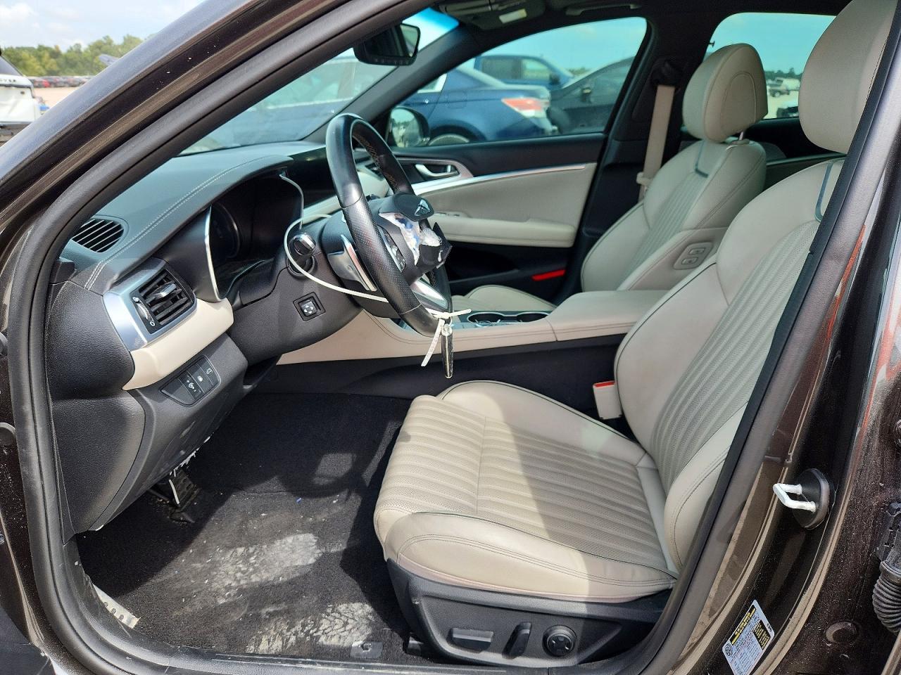 2023 Genesis G70 2.0T - Фото 7
