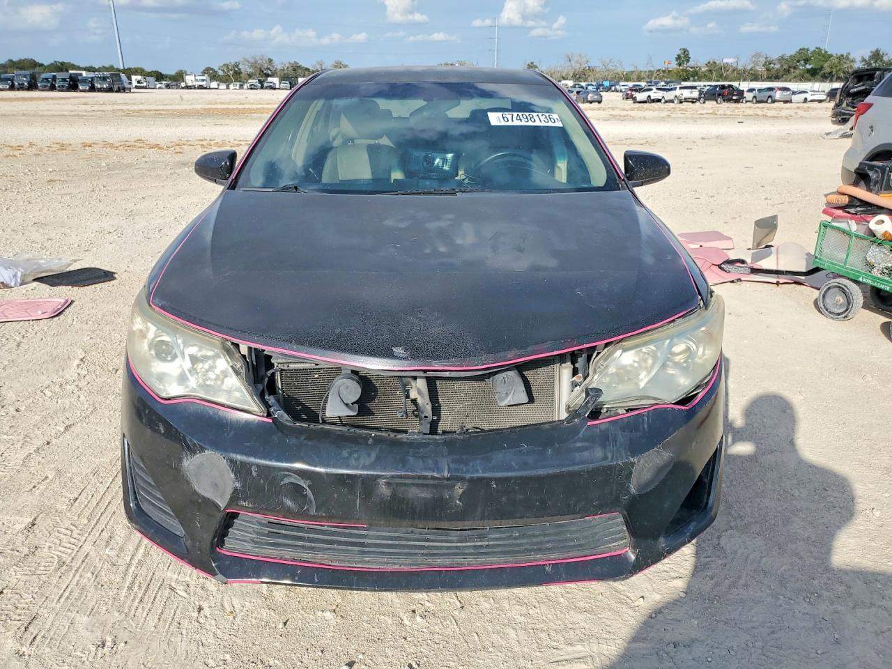 2014 Toyota Camry Le - Image 5