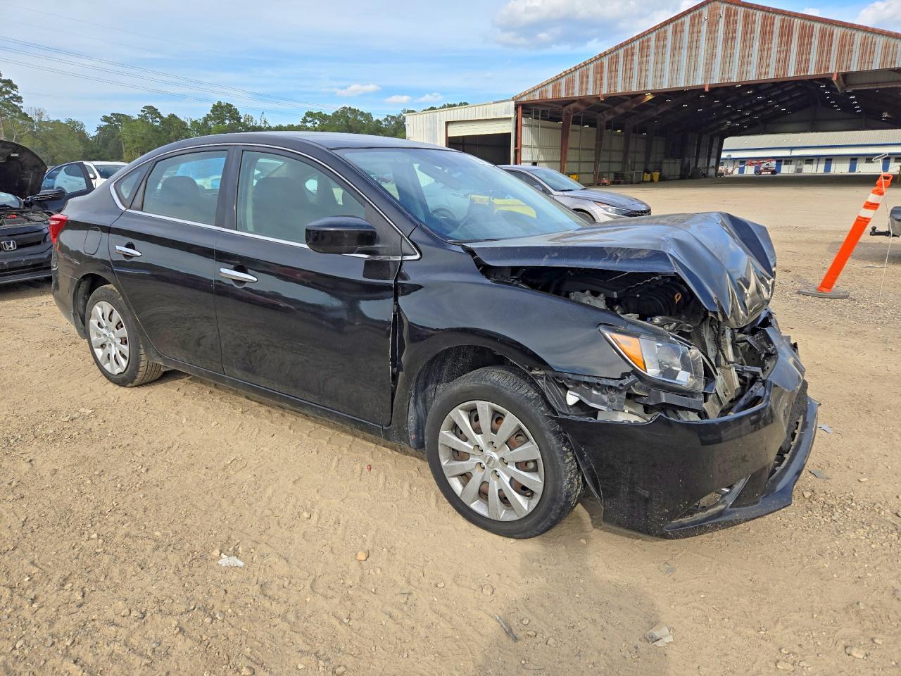 2019 Nissan Sentra S - Фото 4