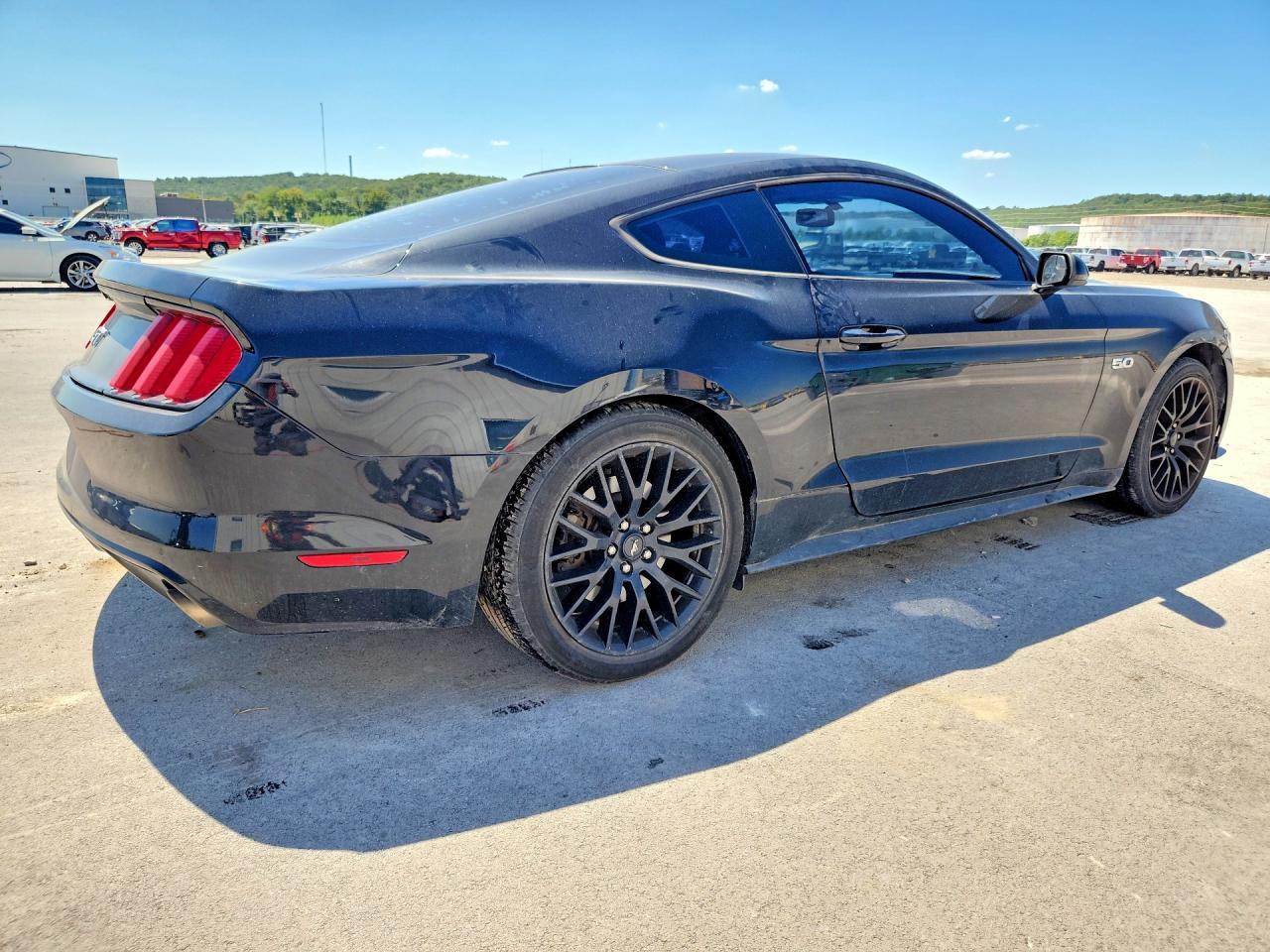 2017 Ford Mustang Gt - Фото 3