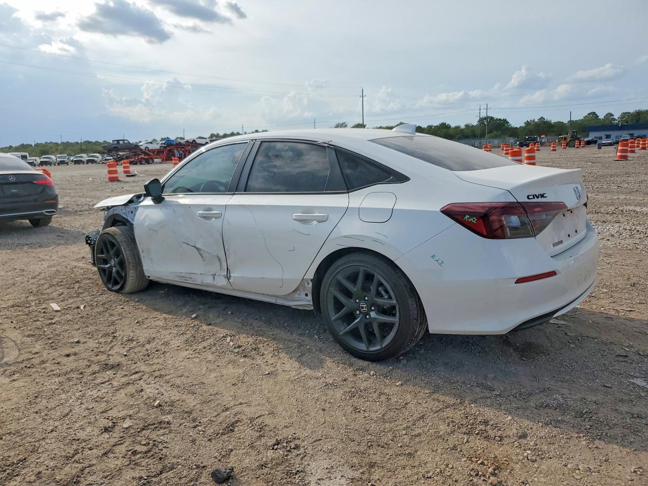 2026 Honda Civic Sport - Фото 2