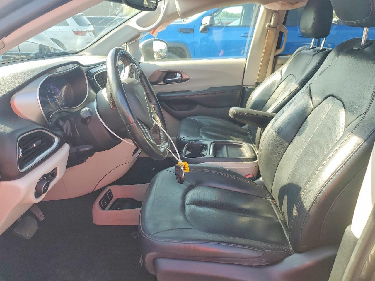 2020 Chrysler Pacifica Touring L - Фото 7