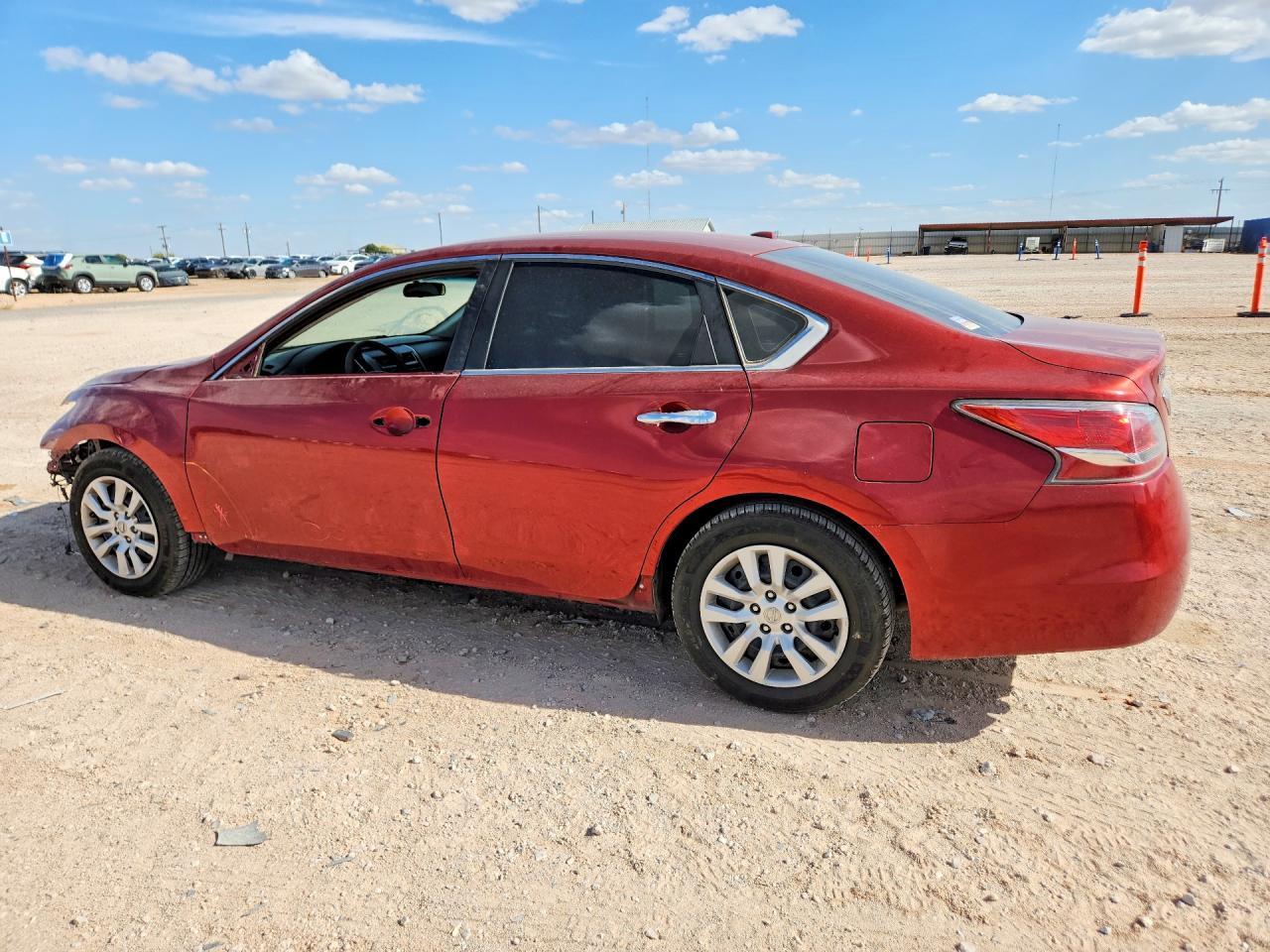 2015 Nissan Altima 2.5 S - Фото 2