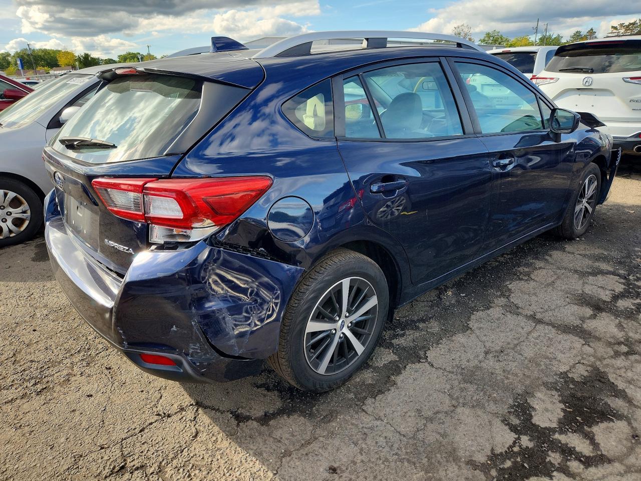 2021 Subaru Impreza Premium - Фото 3