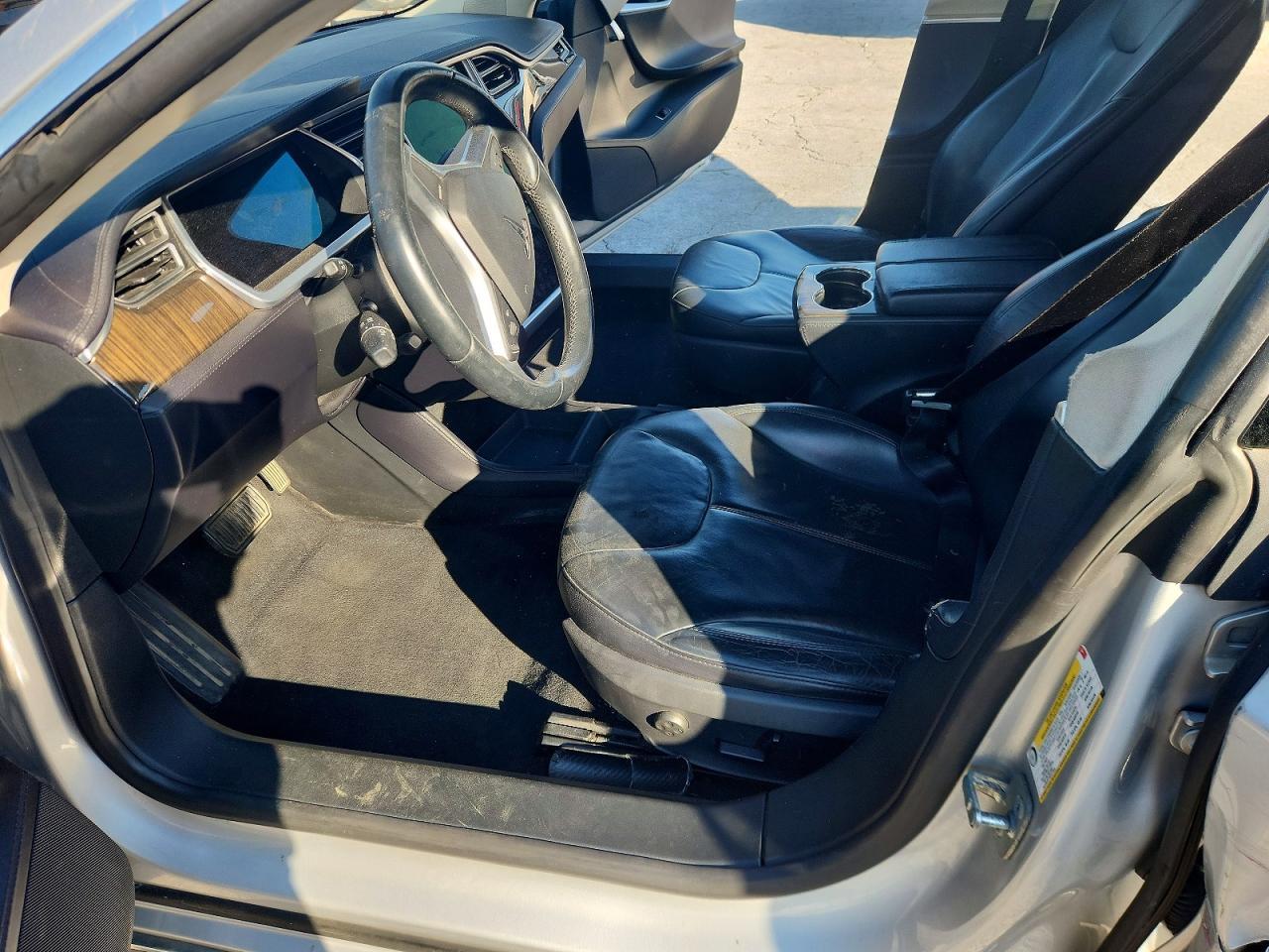 2013 Tesla Model 3 - Image 7