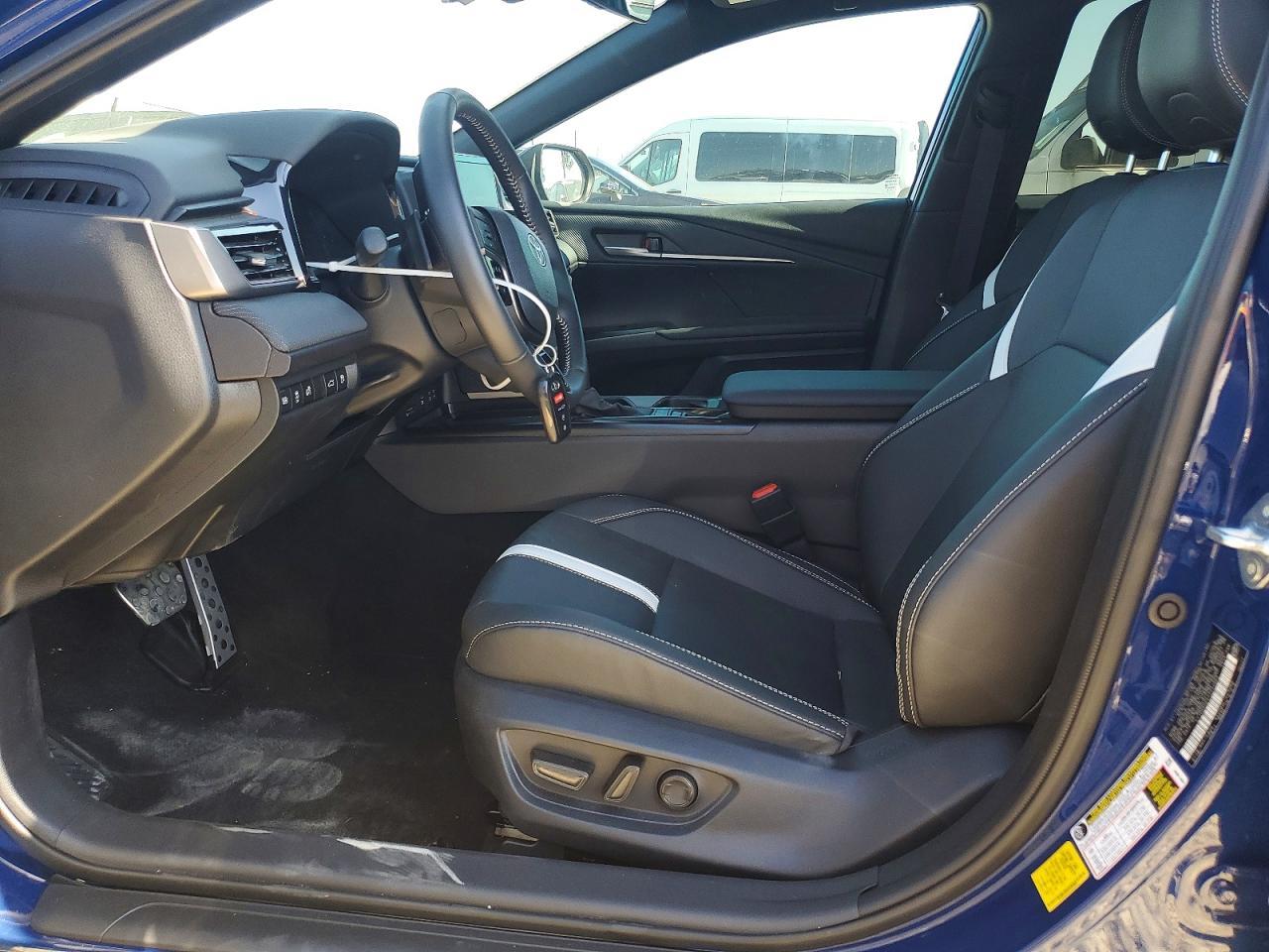 2026 Toyota Camry Se - Фото 7