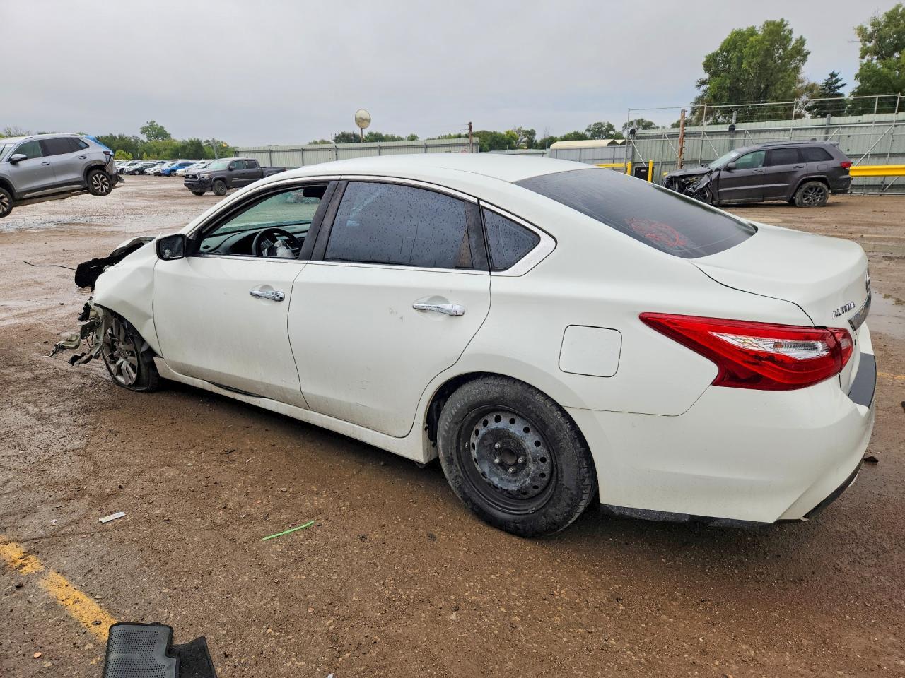 2017 Nissan Altima 2.5 S - Image 2
