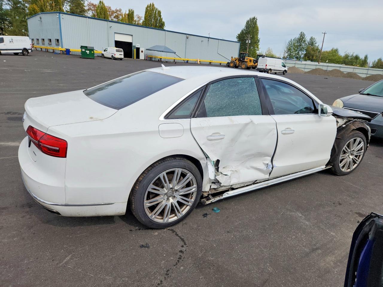 2015 Audi A8 Quattro - Image 3