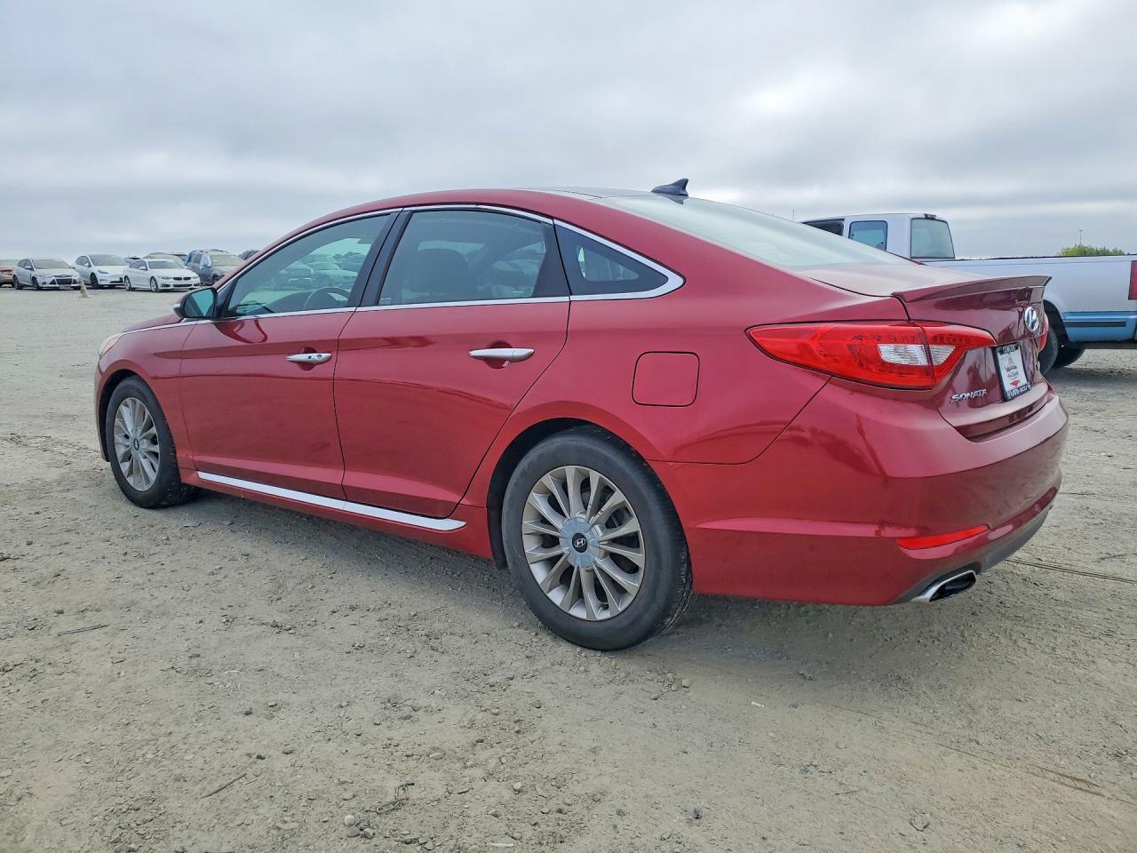 2015 Hyundai Sonata Limited - Фото 2
