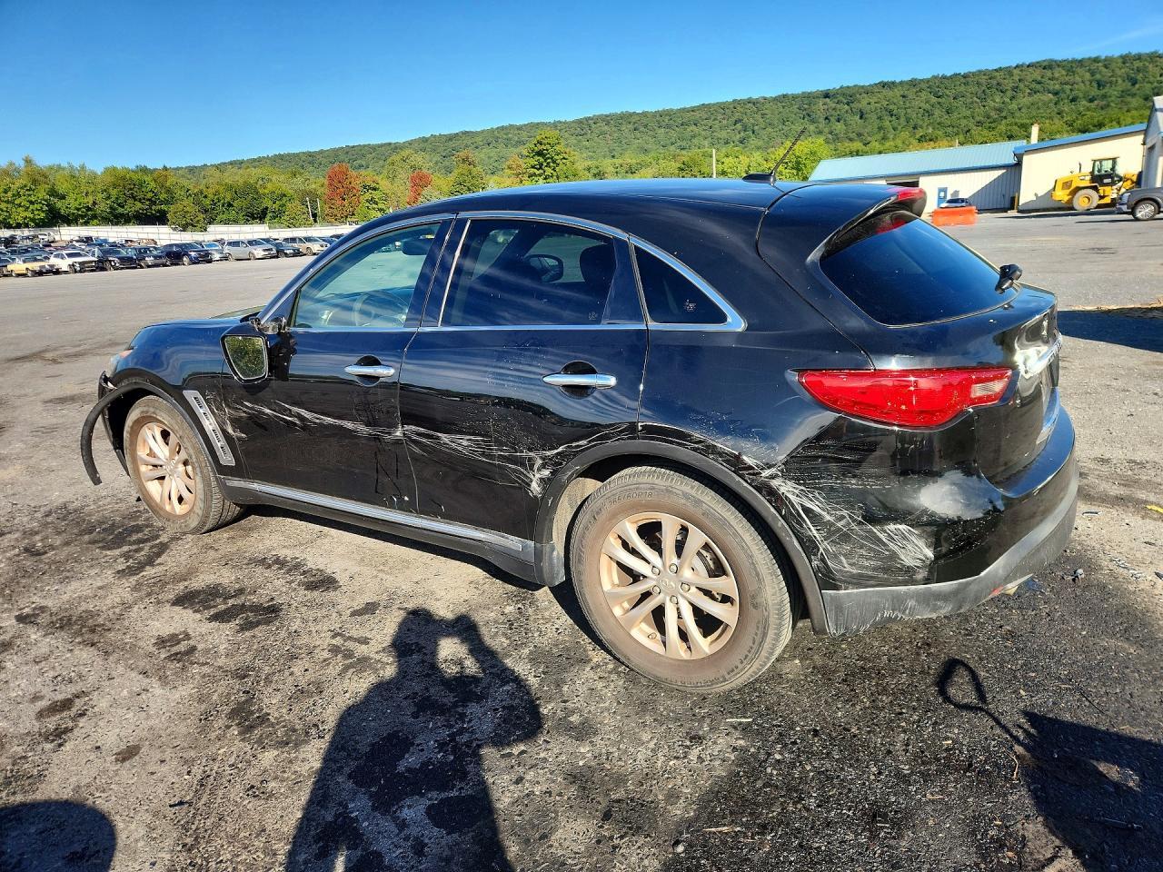 2017 Infiniti Qx70 Base - Image 2