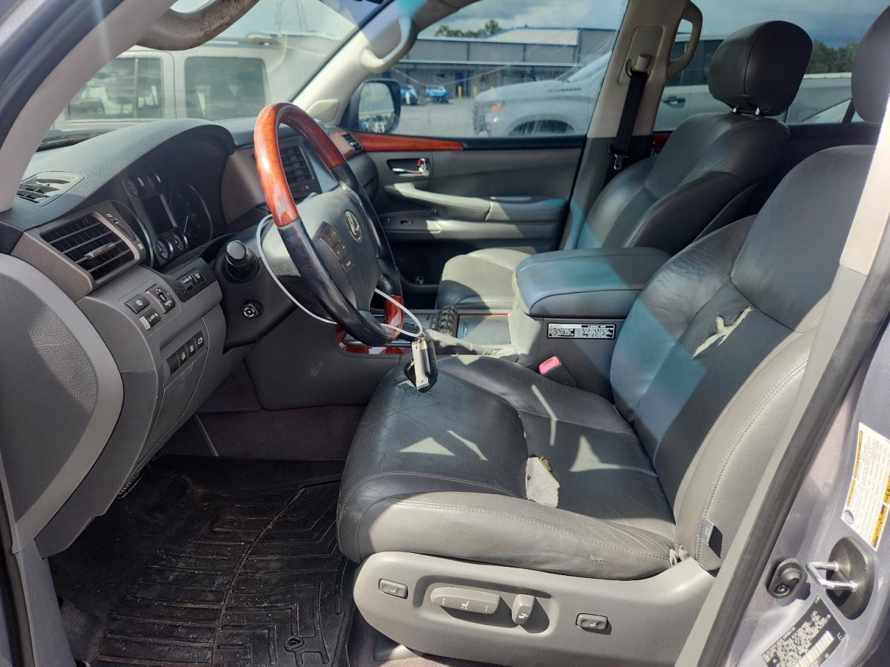 2010 Lexus Lx 570 - Фото 7