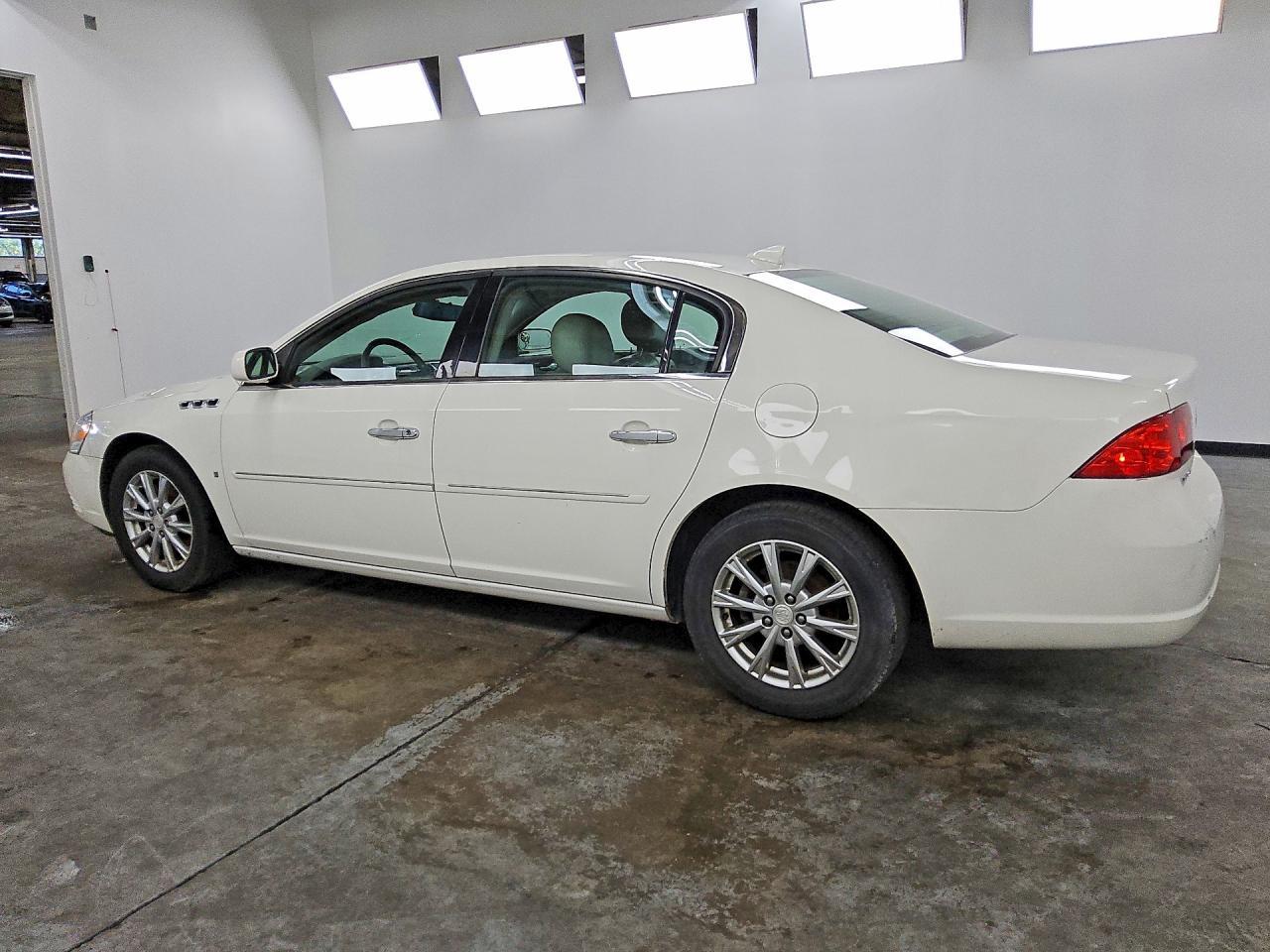 2009 Buick Lucerne Cxl - Фото 2