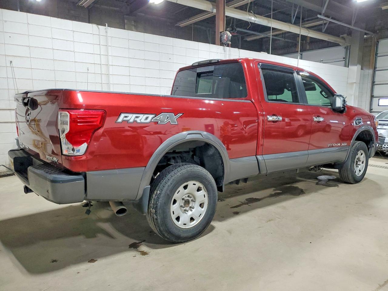 2017 Nissan Titan Xd Pro-4X - Фото 3