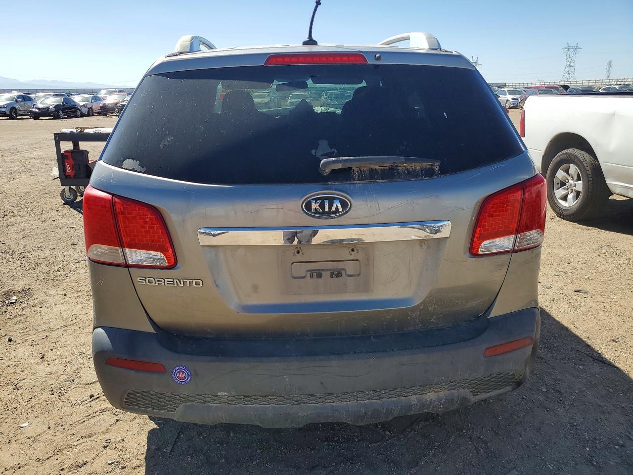 2011 Kia Sorento Lx - Фото 6