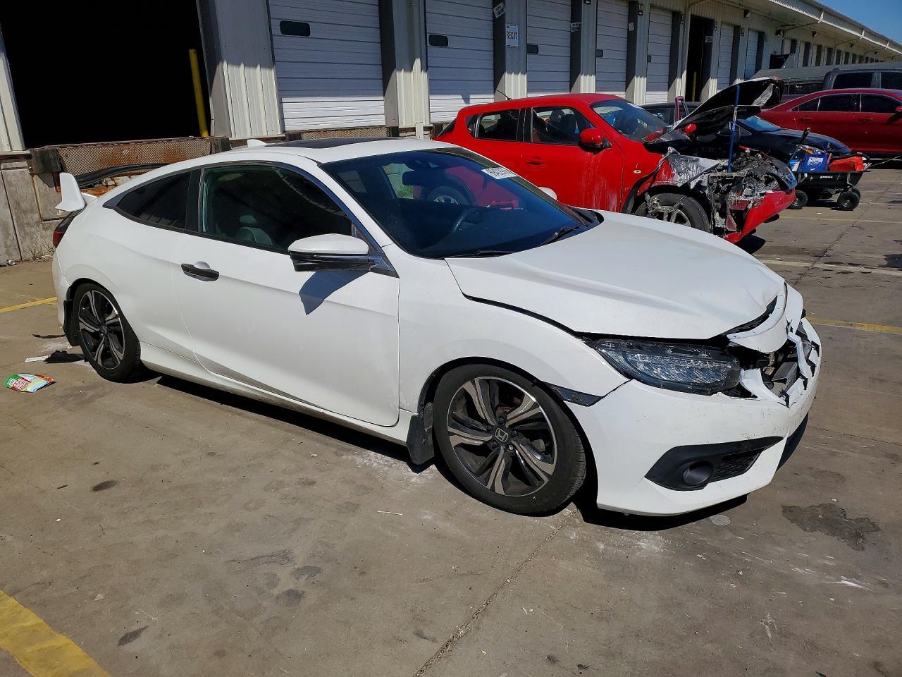 2016 Honda Civic Touring - Фото 4