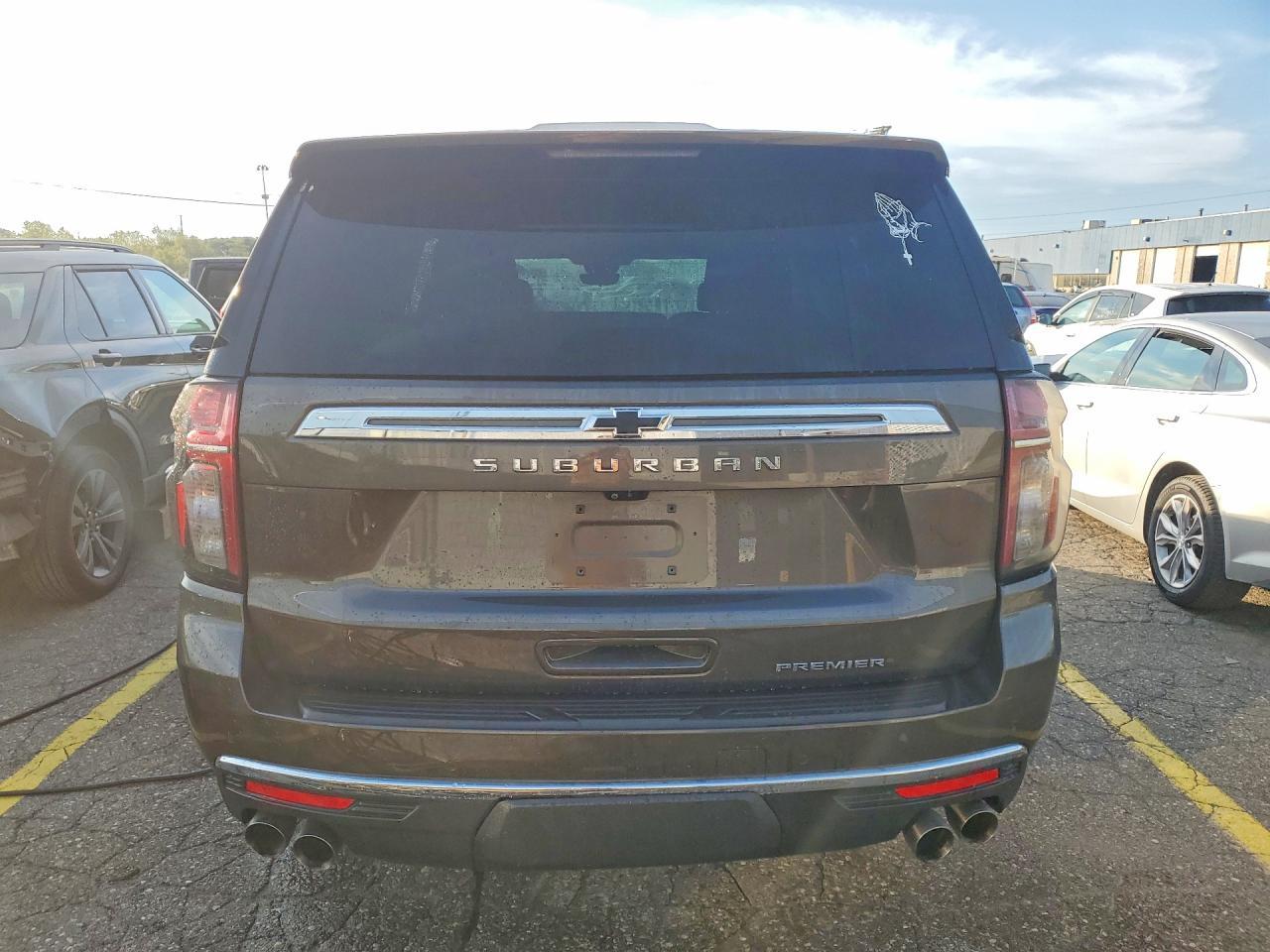 2021 Chevrolet Suburban K1500 Premier - Фото 6