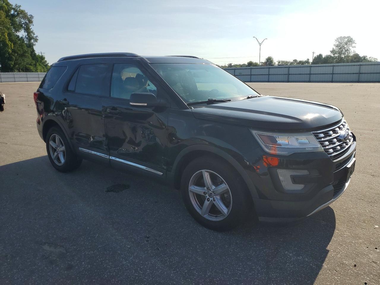 2016 Ford Explorer Xlt - Image 4
