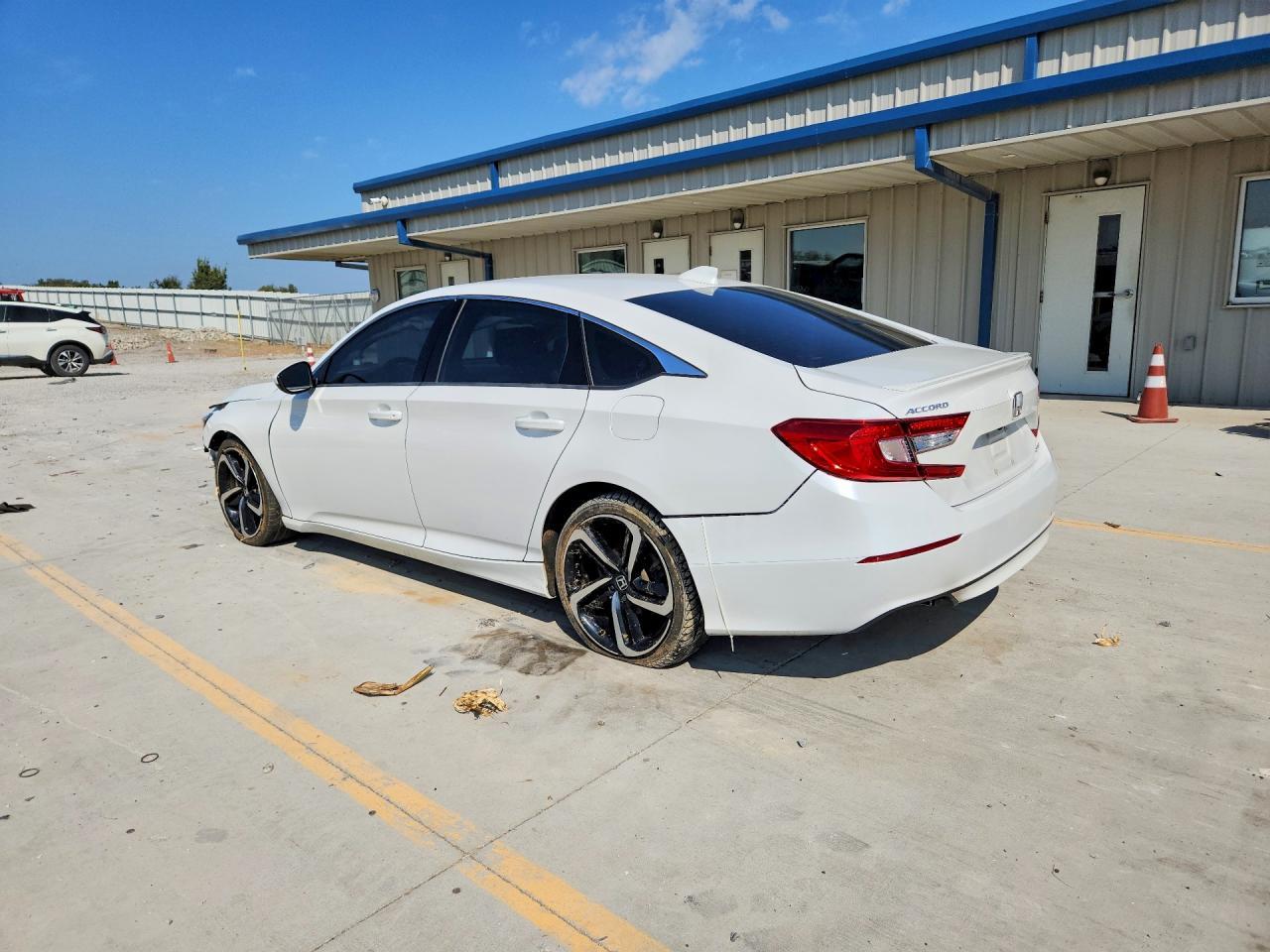 2018 Honda Accord Sport - Фото 2