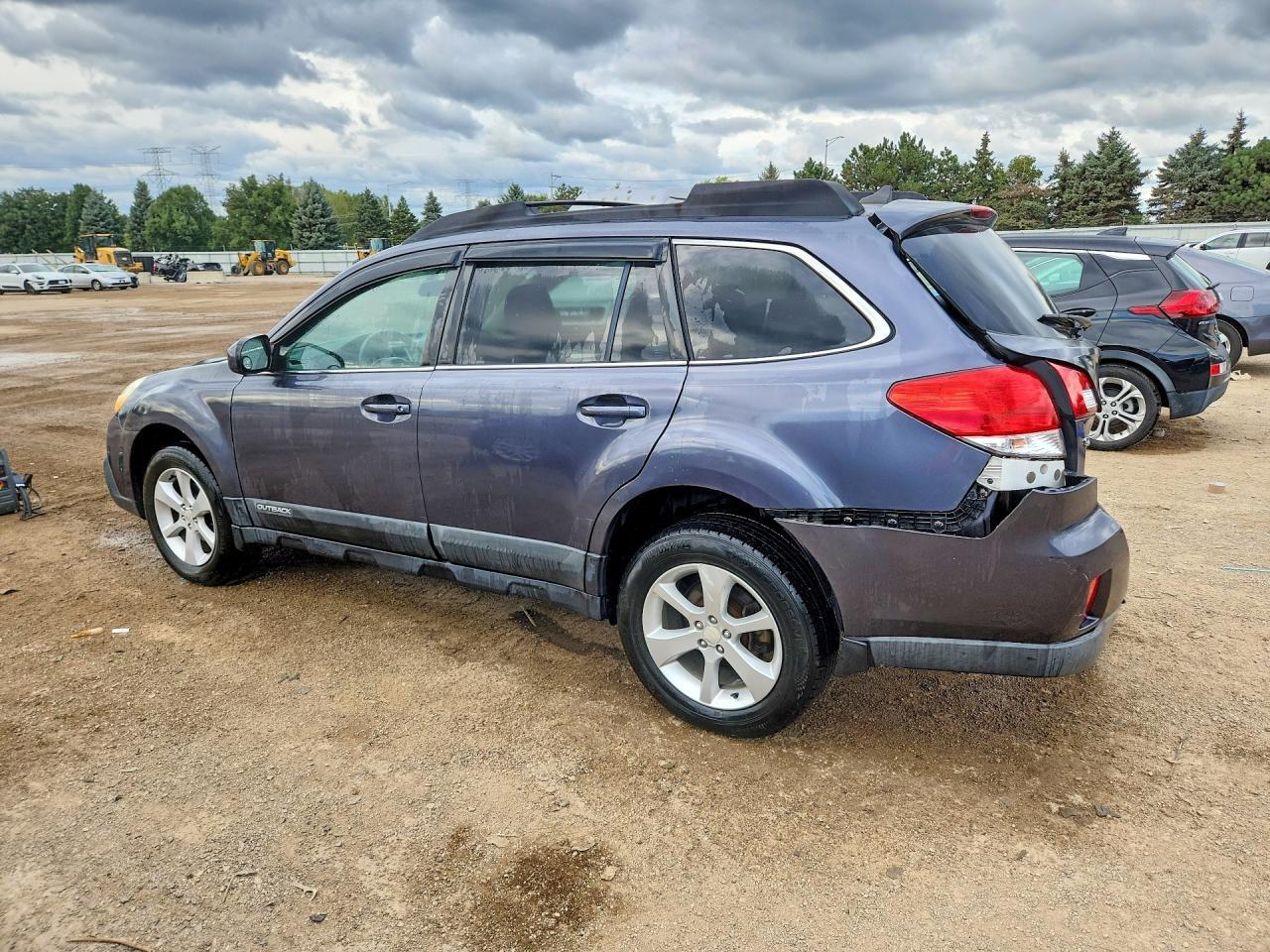 2014 Subaru Outback 2.5I Premium - Фото 2
