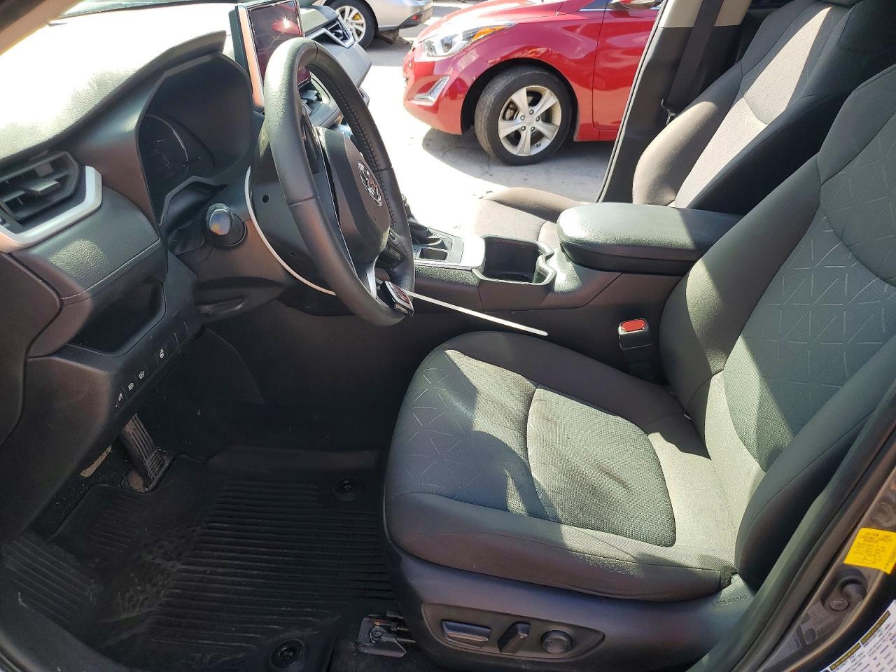 2023 Toyota Rav4 Xle - Фото 7