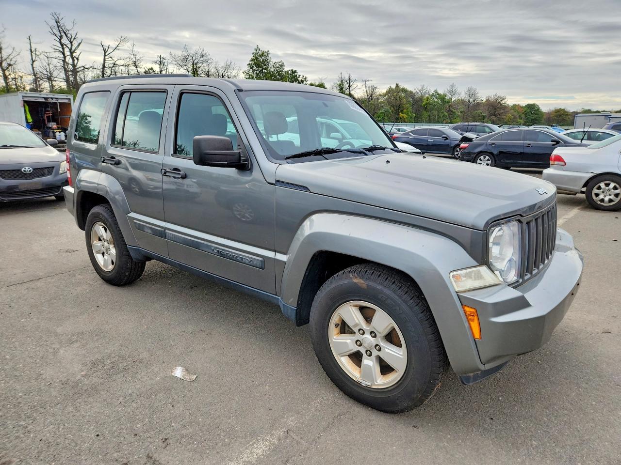 2012 Jeep Liberty Sport - Фото 4