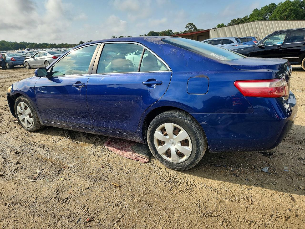 2007 Toyota Camry Le - Фото 2