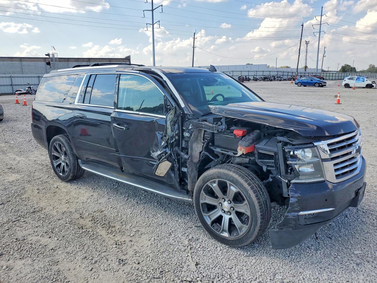 2019 Chevrolet Suburban K1500 Lt - Фото 4