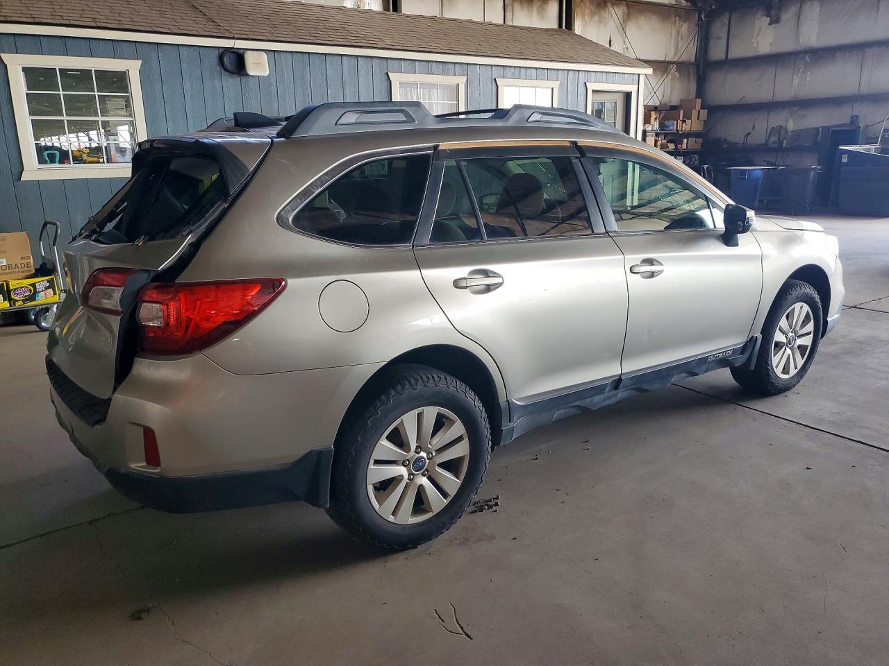 2016 Subaru Outback 2.5I Premium - Фото 3
