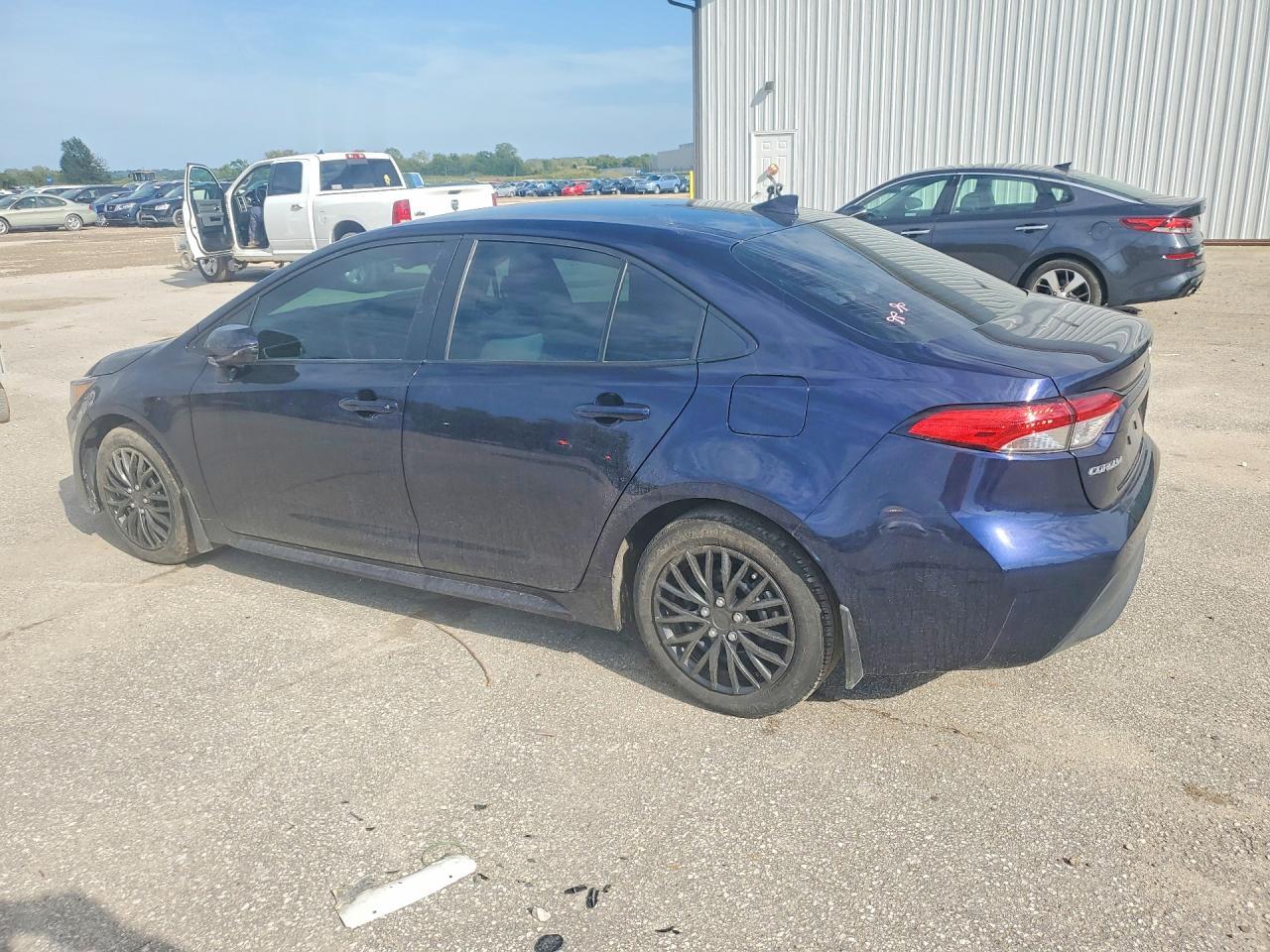 2025 Toyota Corolla Le - Image 2
