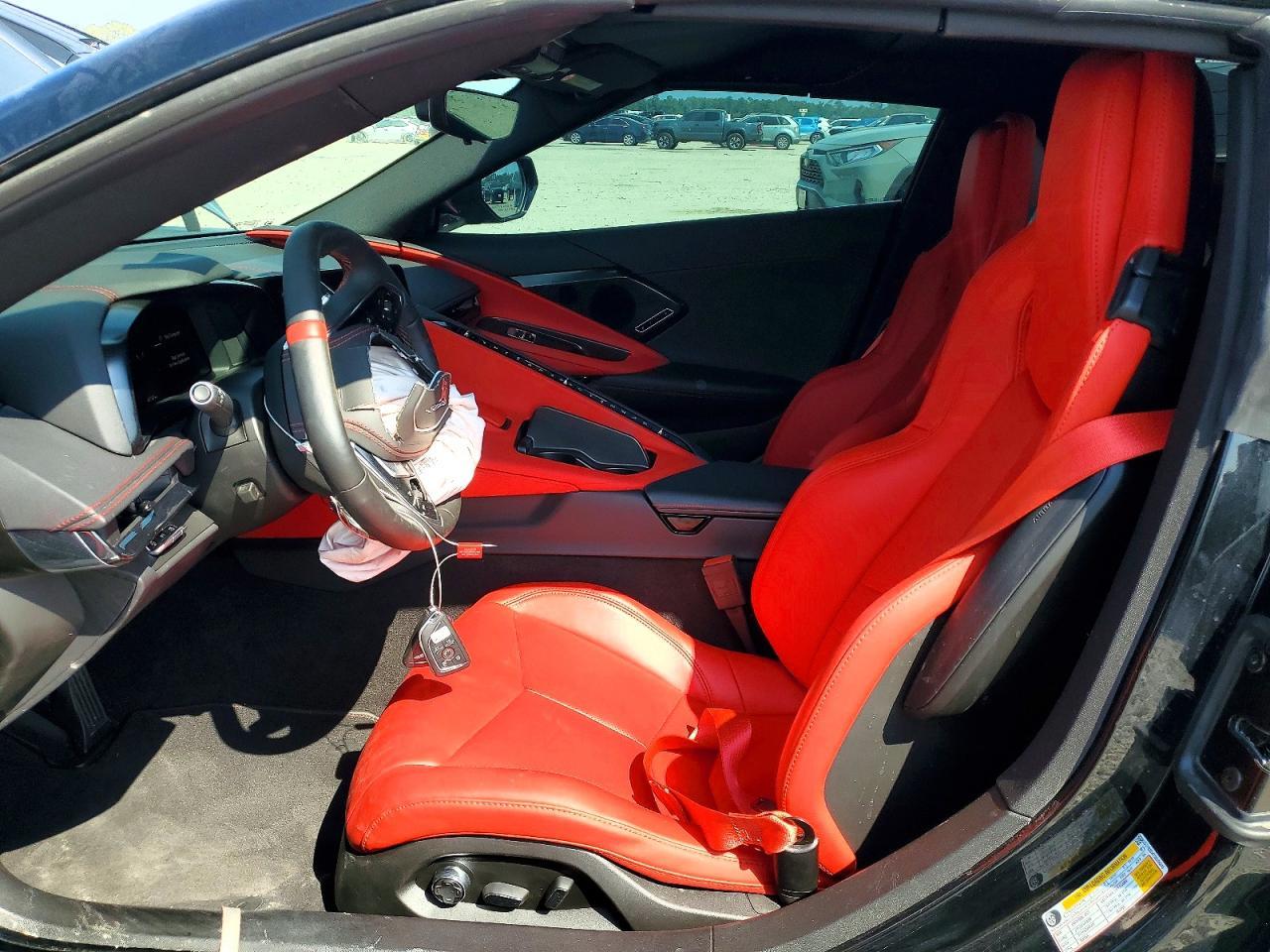 2025 Chevrolet Corvette Stingray 2Lt - Фото 7