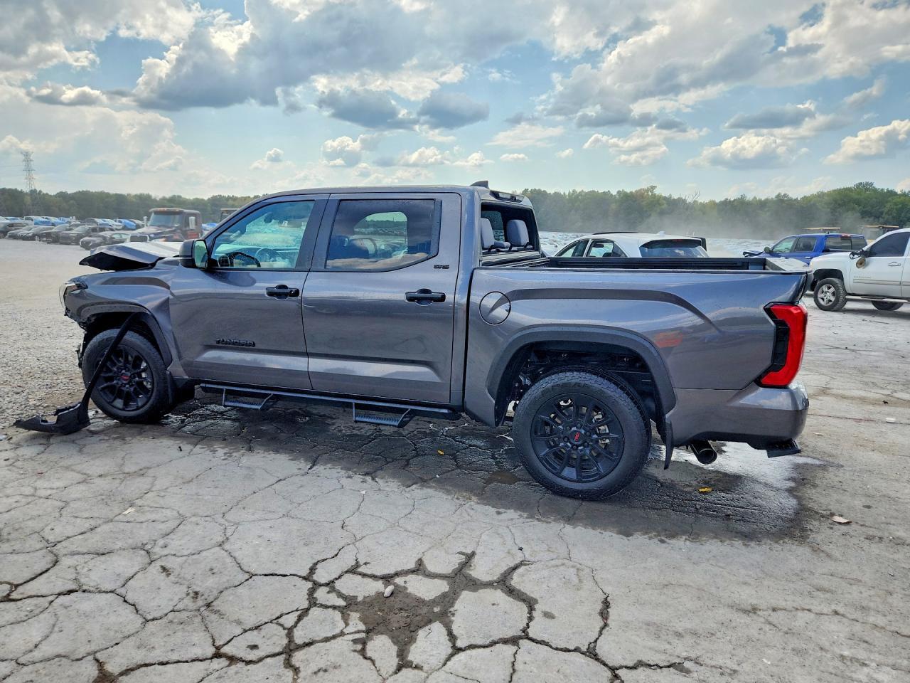 2025 Toyota Tundra Sr5 - Image 2