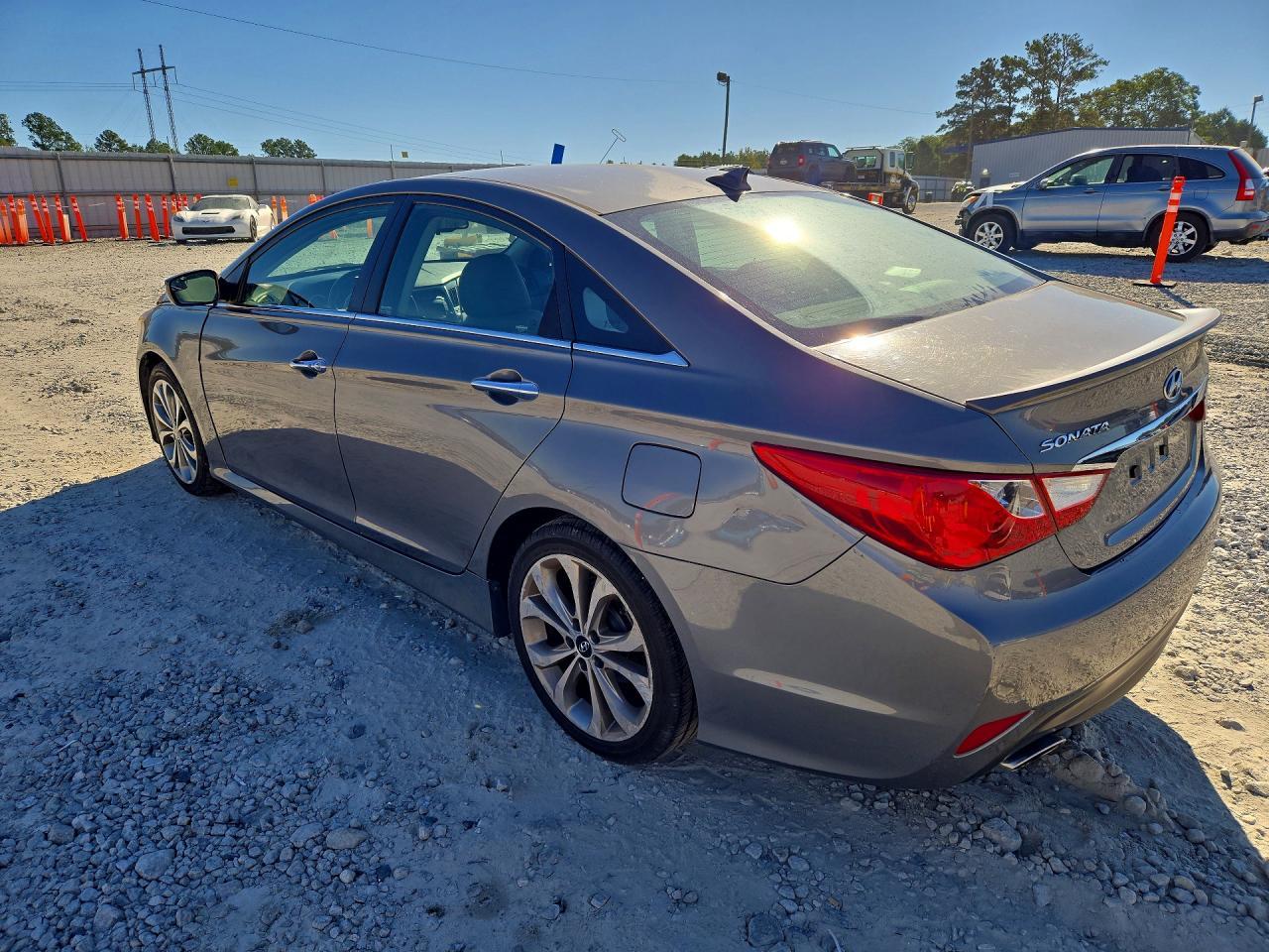 2014 Hyundai Sonata Se - Image 2