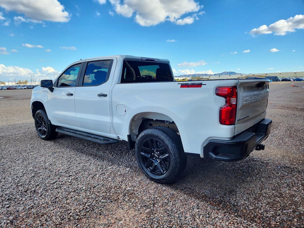 2024 Chevrolet Silverado K1500 Lt Trail Boss - Фото 2