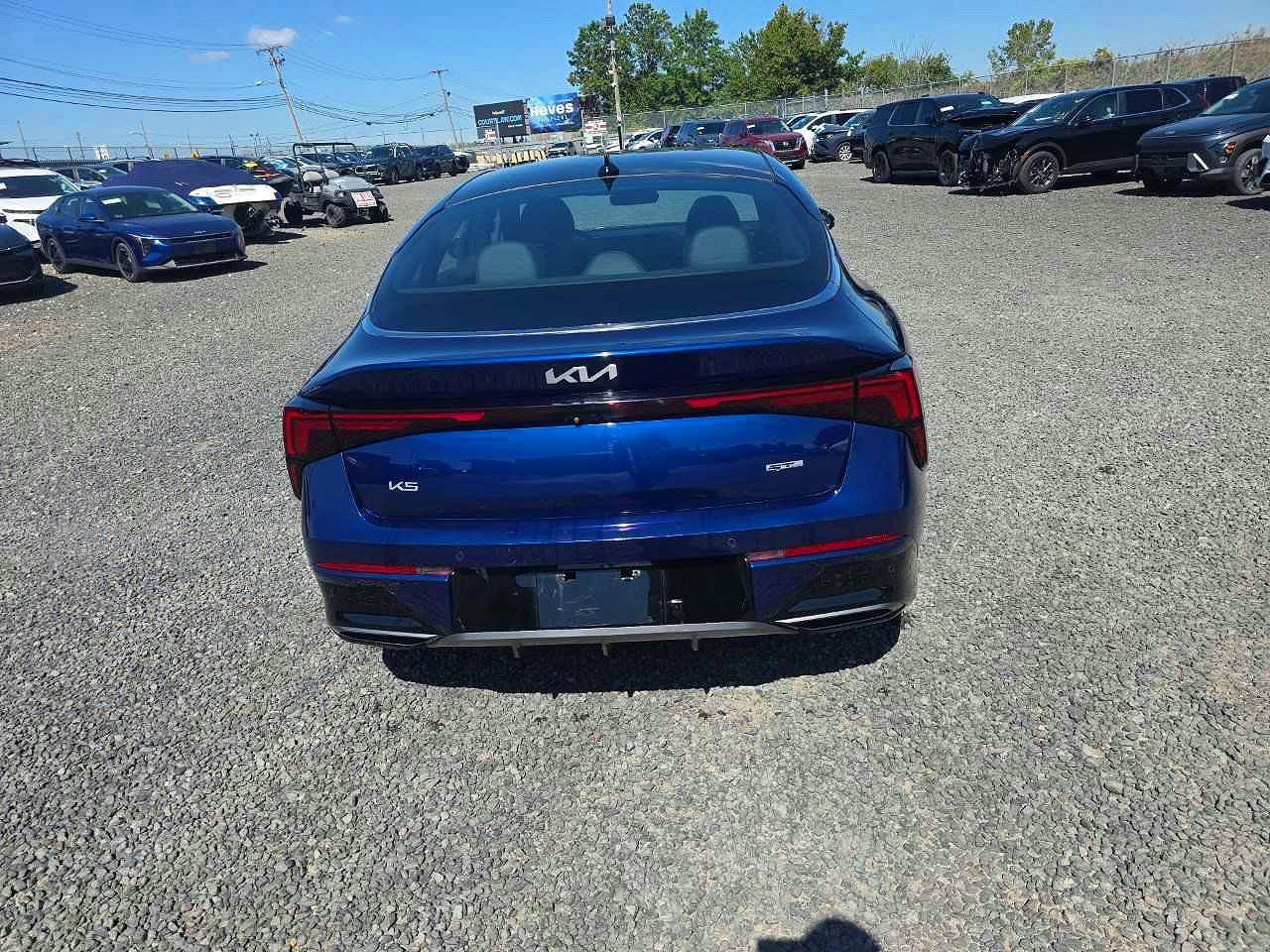 2025 Kia K5 Gt Line - Image 6