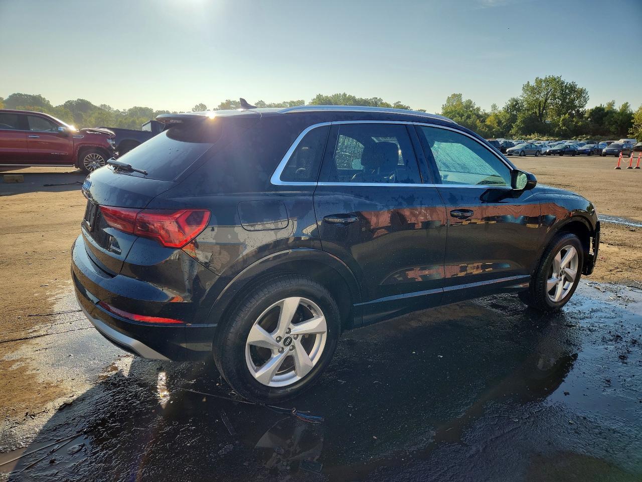 2021 Audi Q3 Premium 40 - Image 3