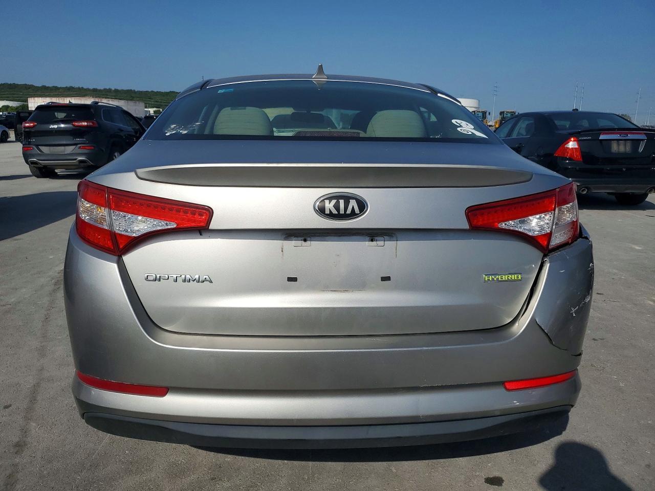 2013 Kia Optima Hybrid - Image 6