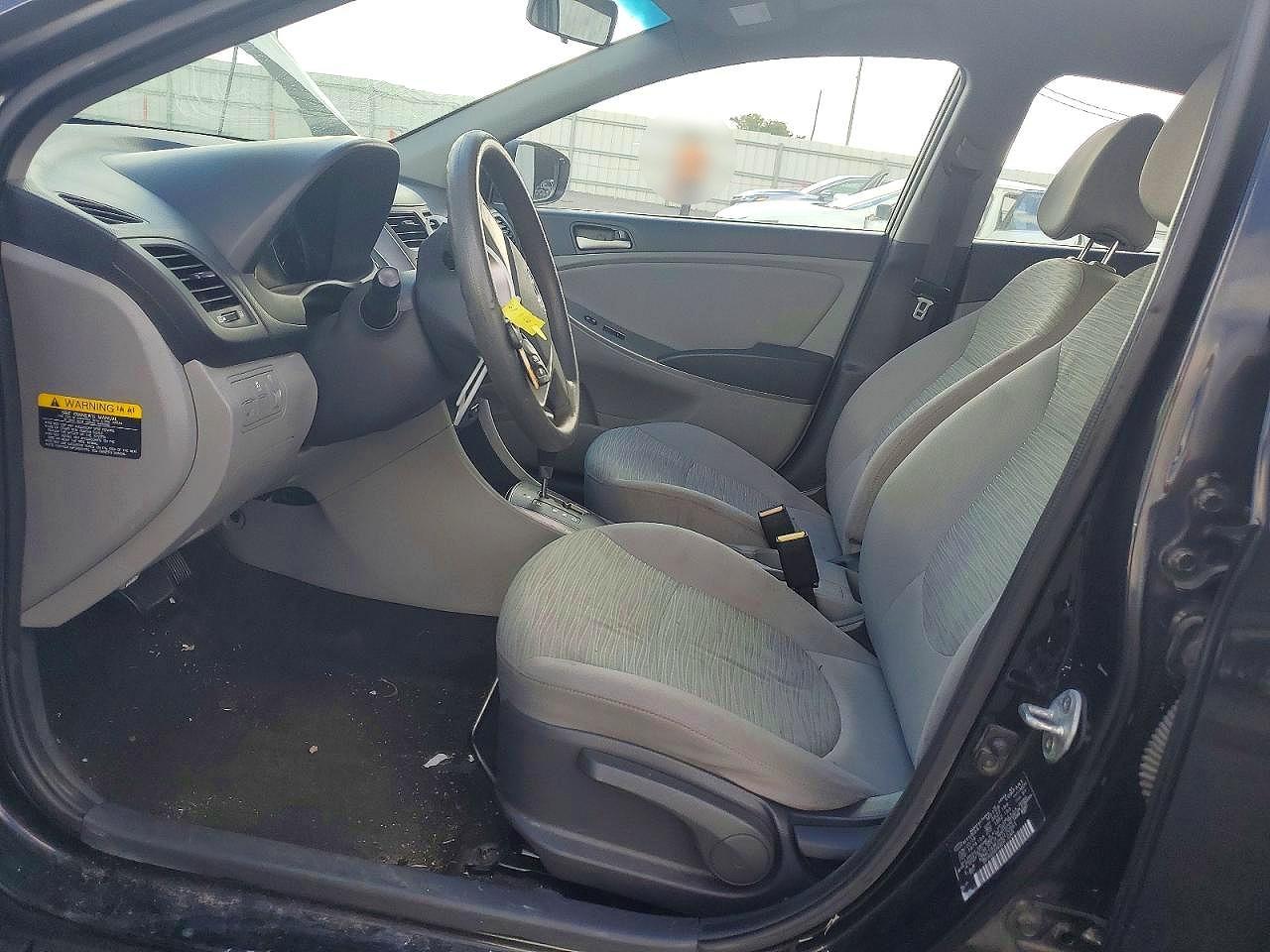 2017 Hyundai Accent Se - Image 7