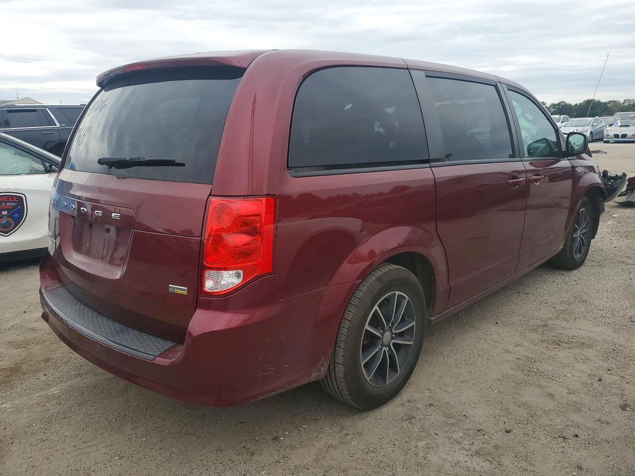 2018 Dodge Grand Caravan Se - Фото 3