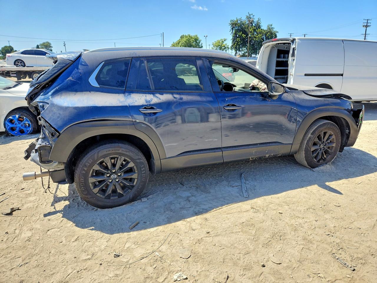 2025 Mazda Cx-50 Preferred - Image 3