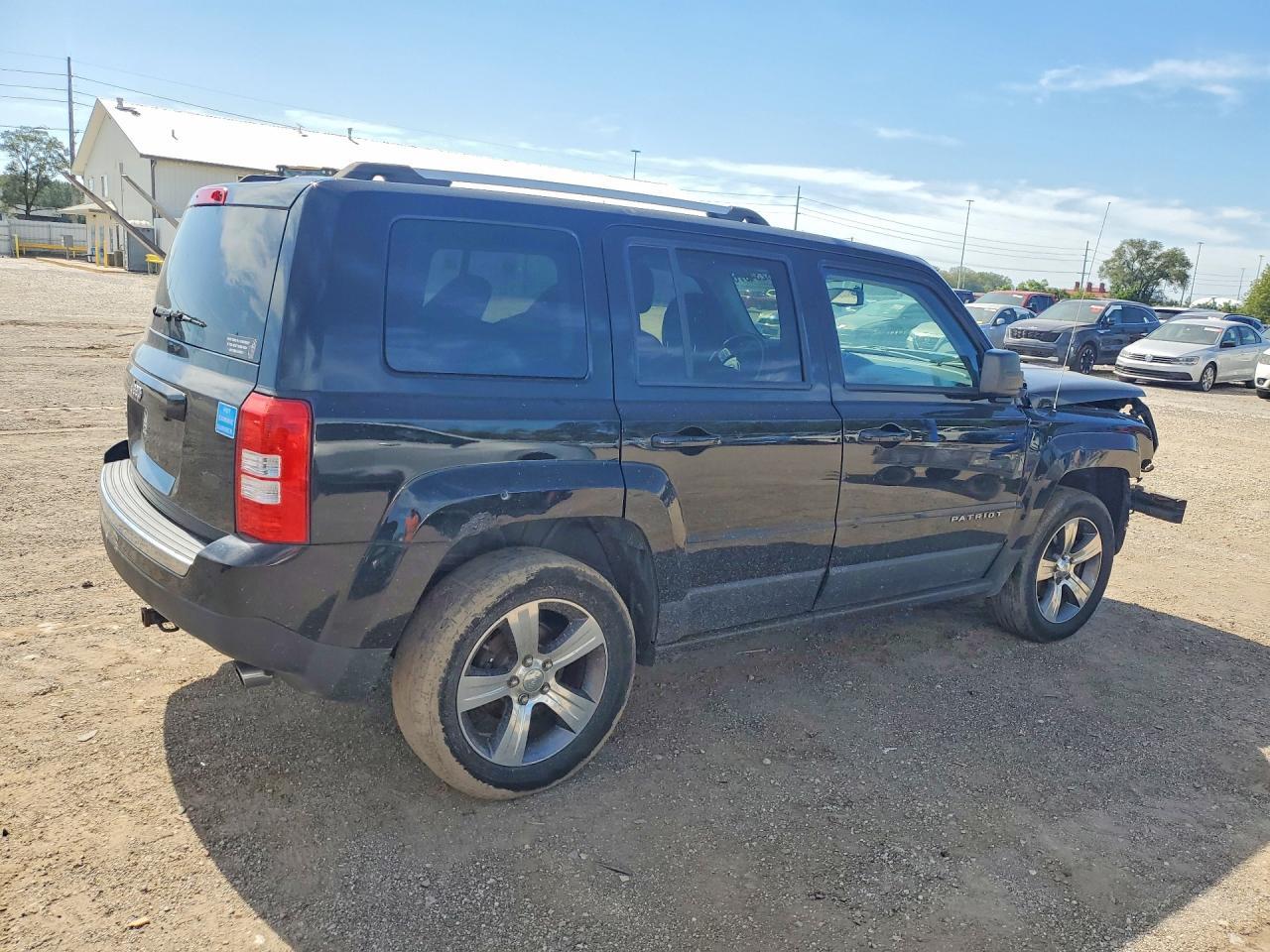 2017 Jeep Patriot Latitude - Фото 3