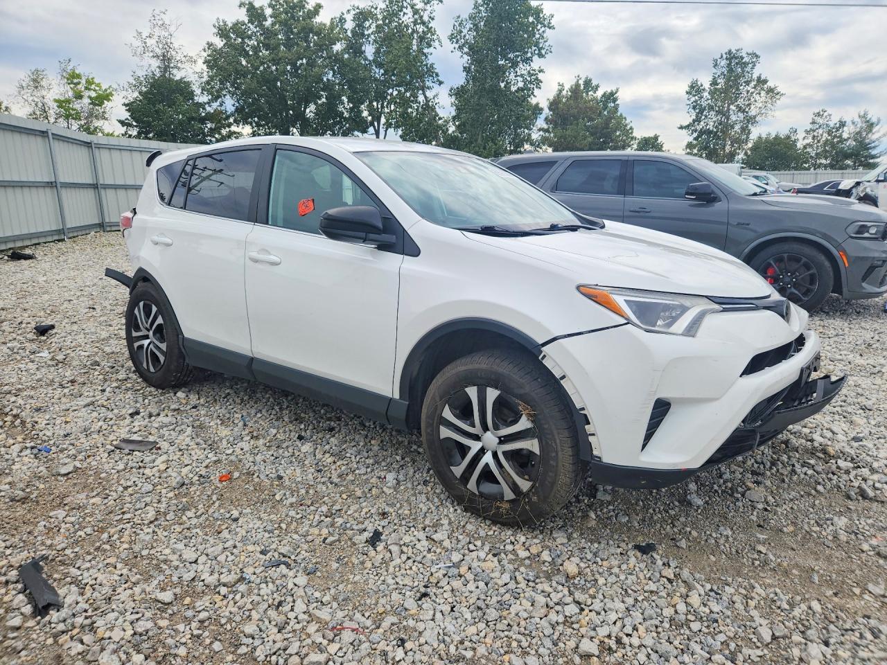 2018 Toyota Rav4 Le - Фото 4