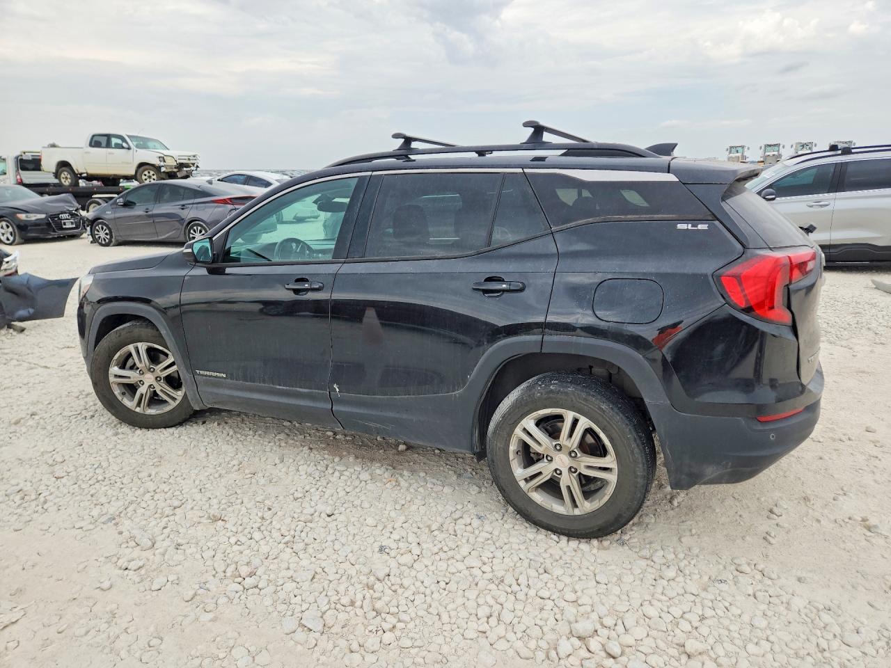 2019 GMC Terrain - Image 2