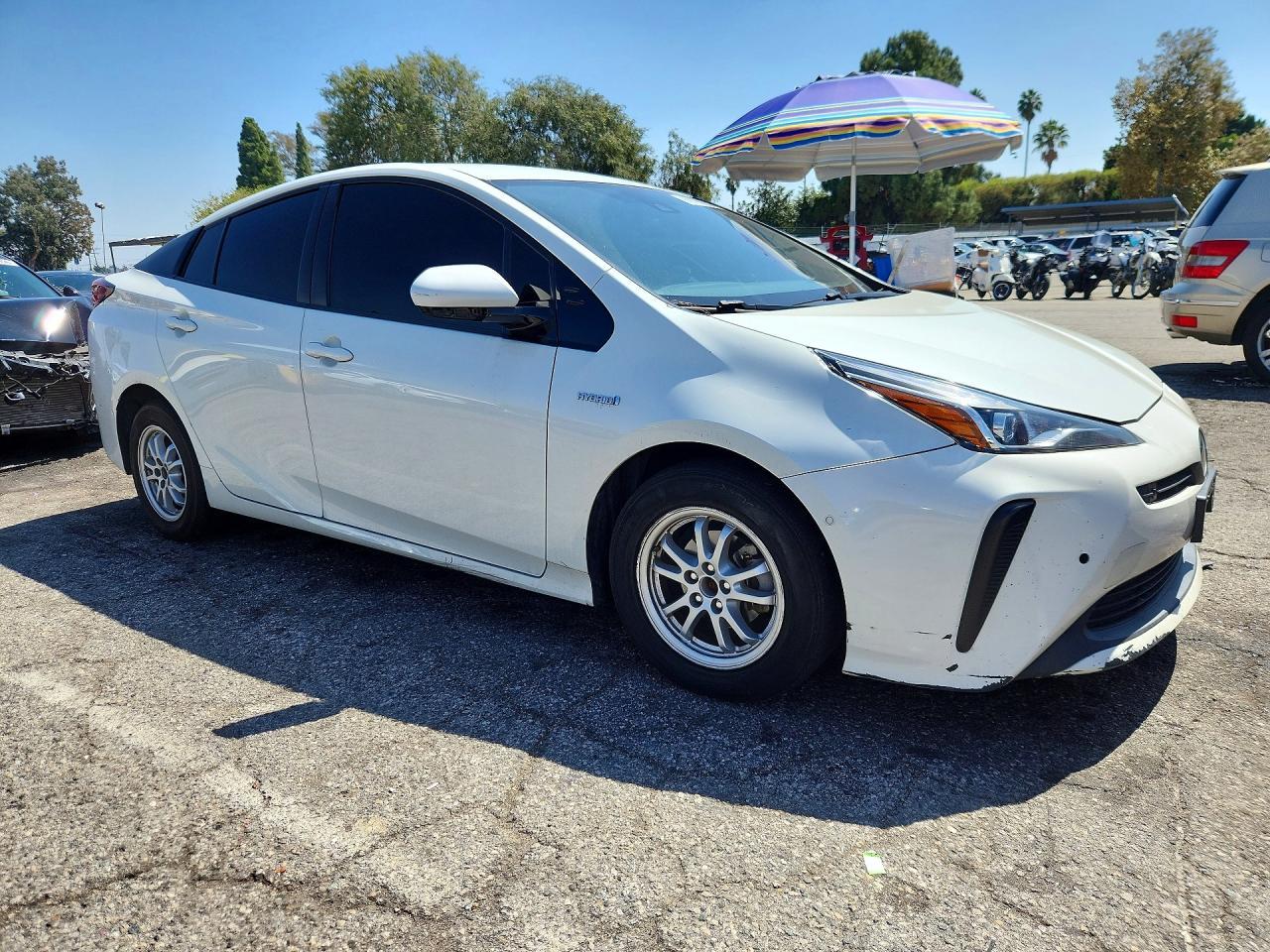 2019 Toyota Prius Le - Фото 4