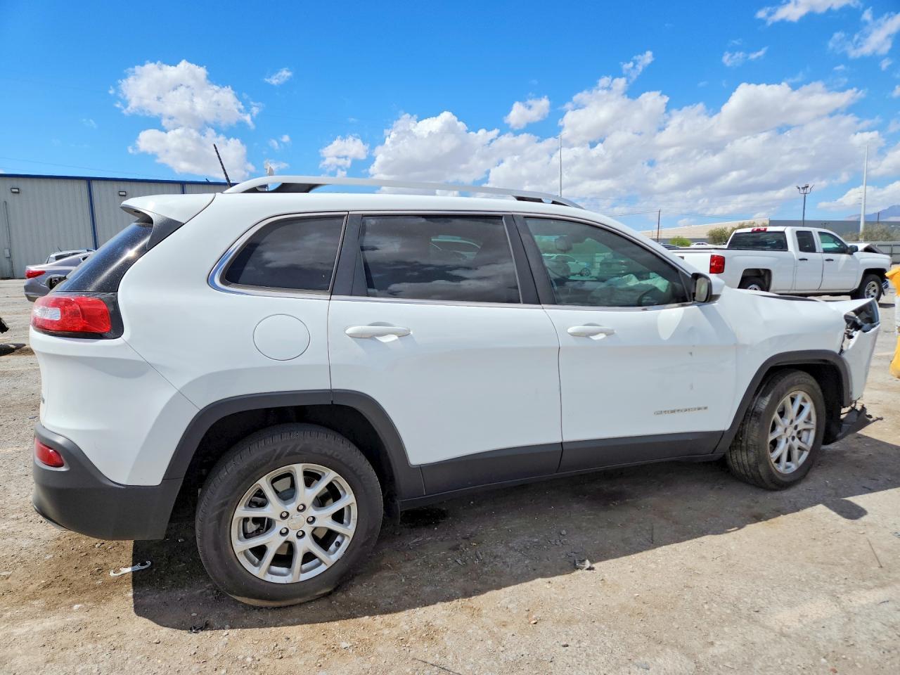 2017 Jeep Cherokee Latitude - Фото 3