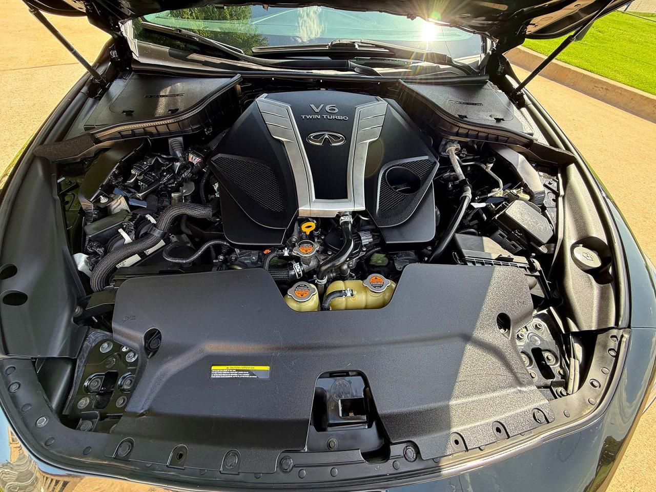 2018 Infiniti Q60 3.0T Luxe - Image 7