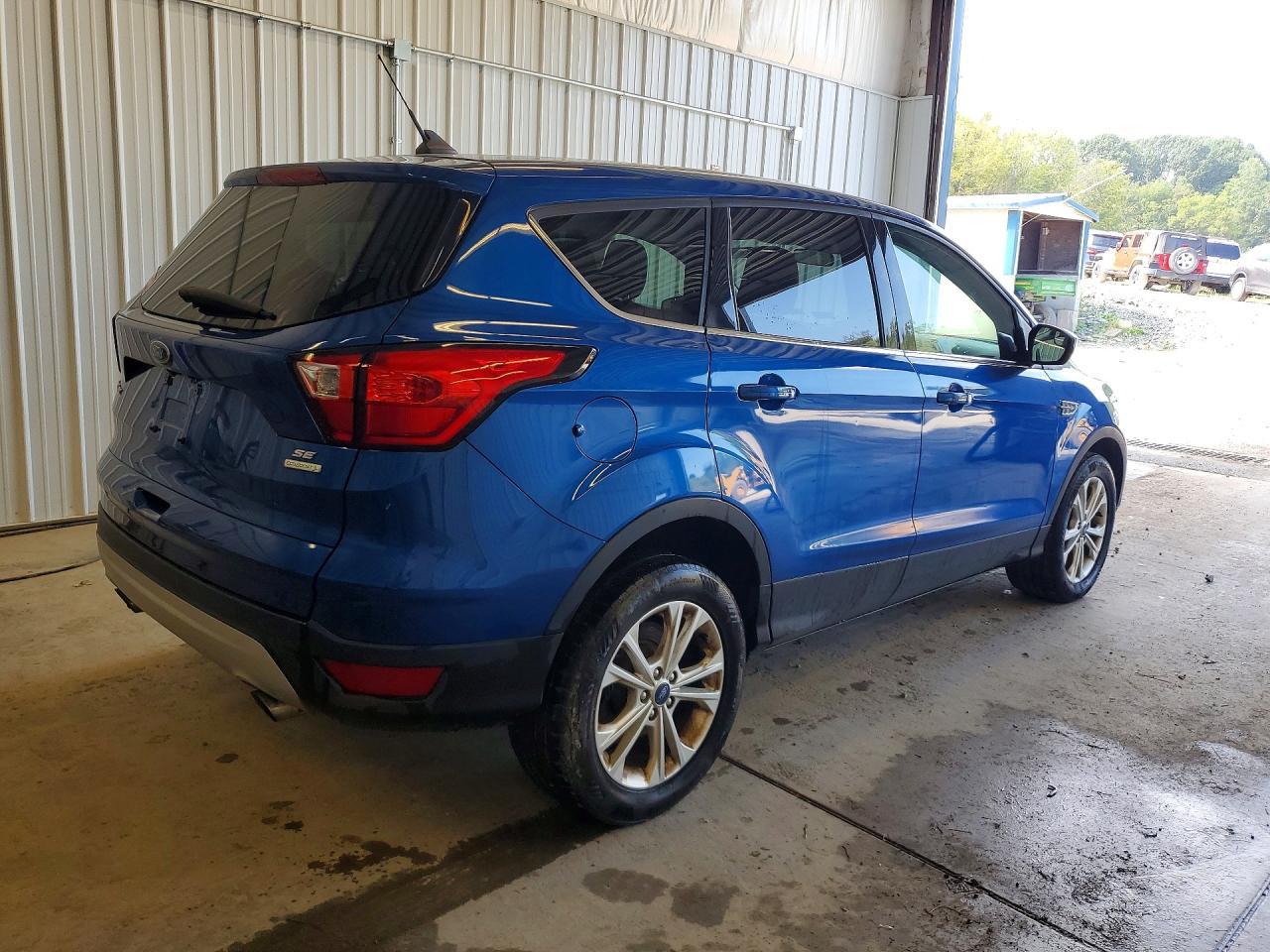 2019 Ford Escape Se - Image 3