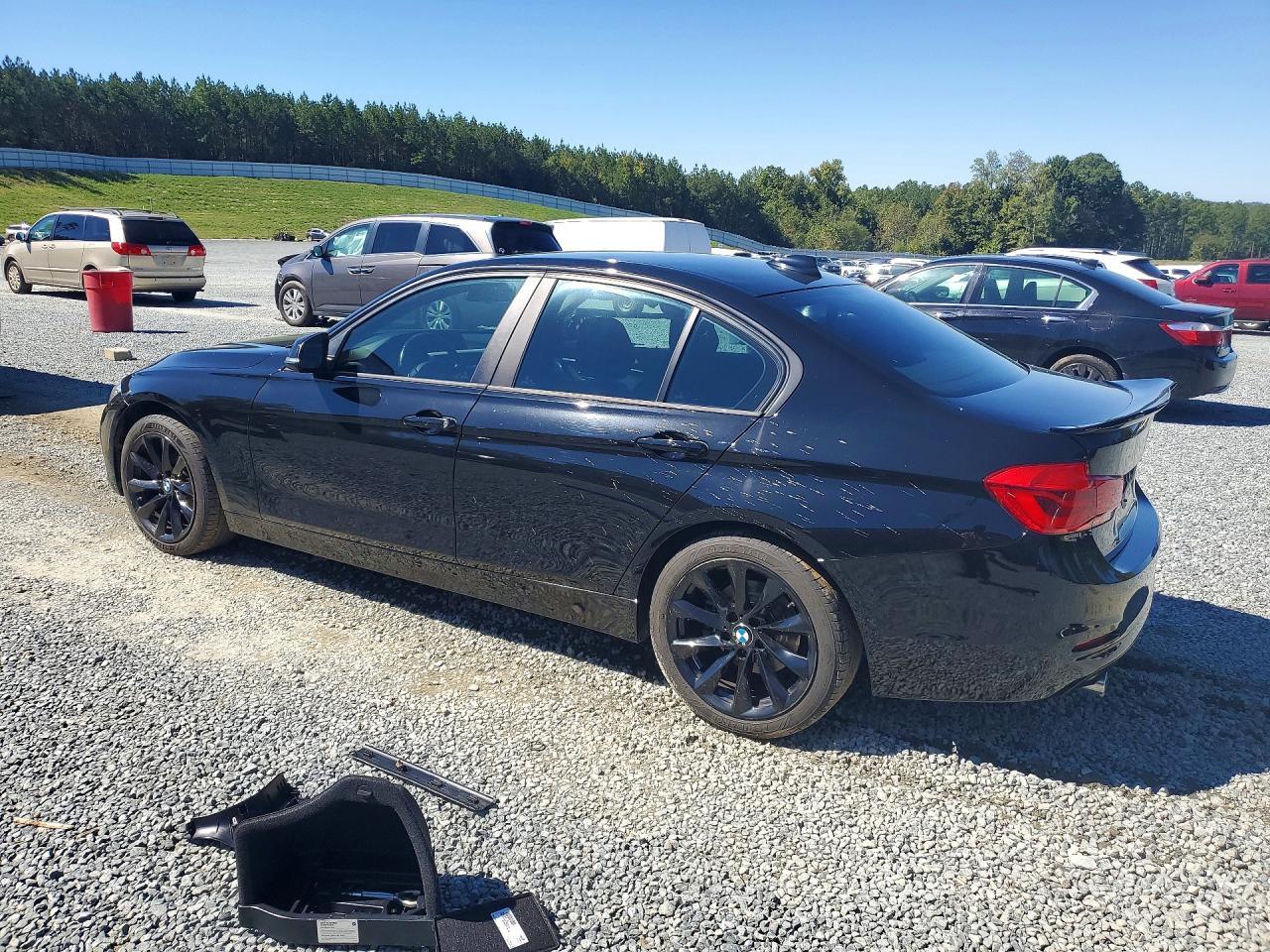 2018 BMW 320 I - Image 2