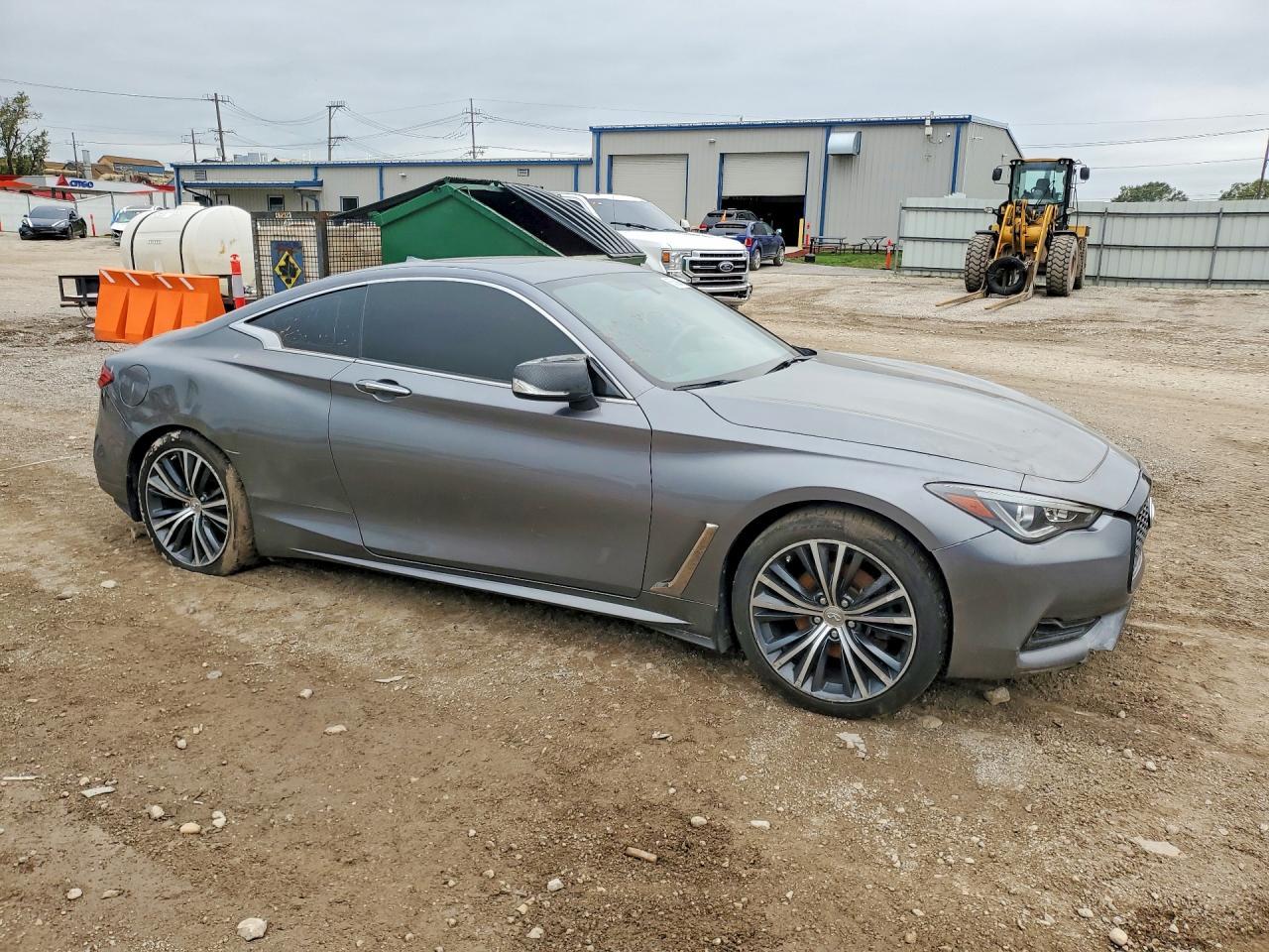 2018 Infiniti Q60 3.0T Luxe - Фото 4