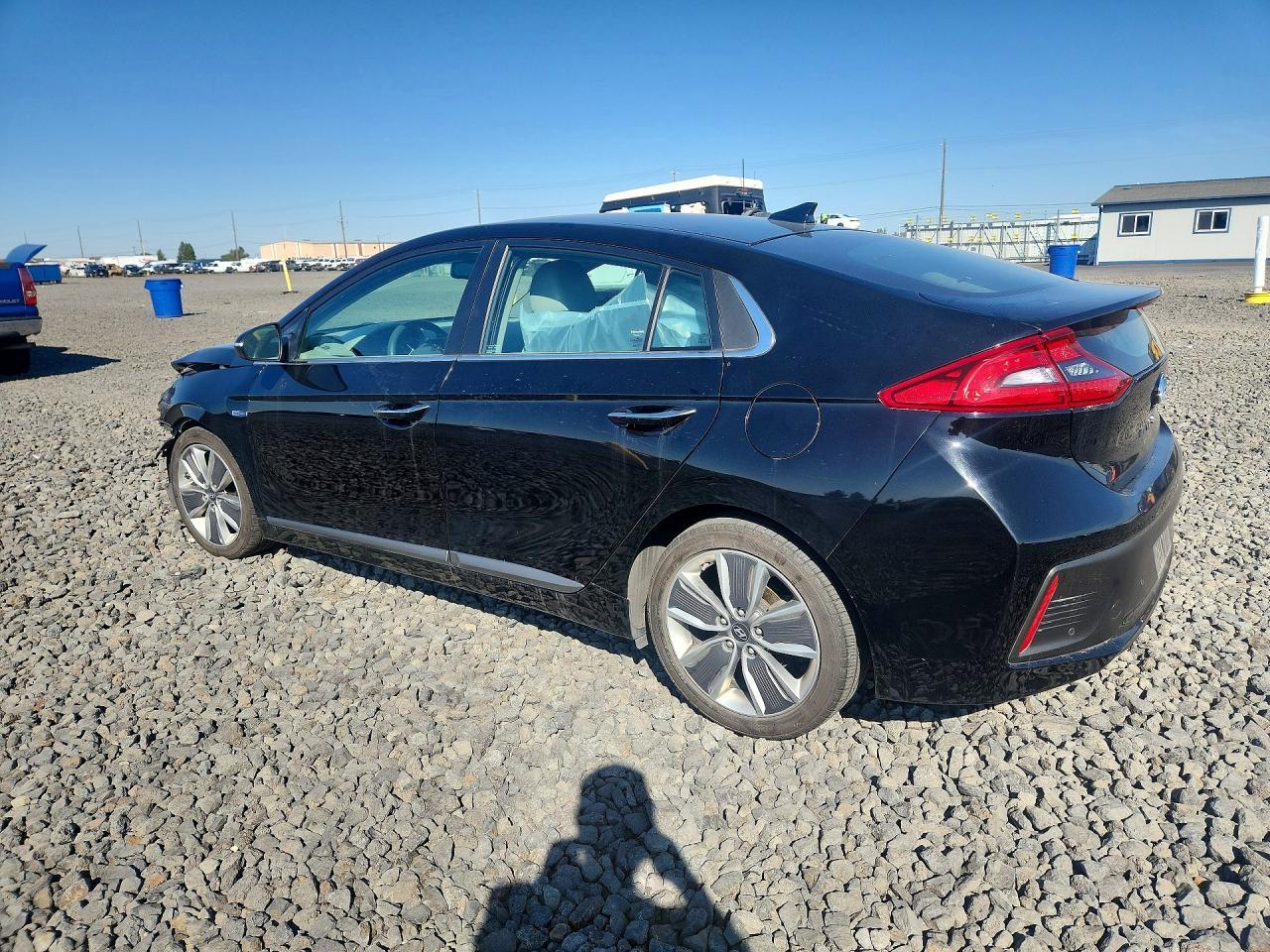 2019 Hyundai Ioniq Limited - Image 2
